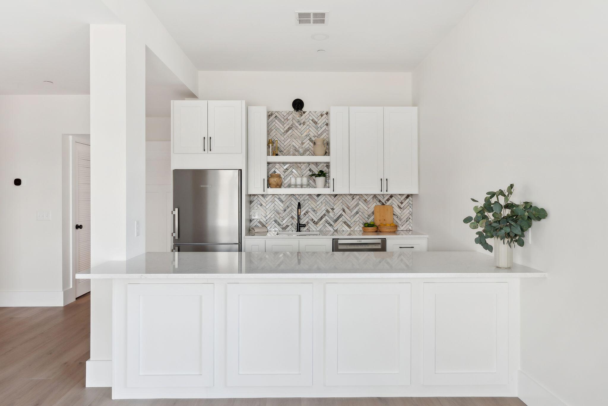 7 Isle Ave Avenue UNIT 101, Saco, ME, 04072