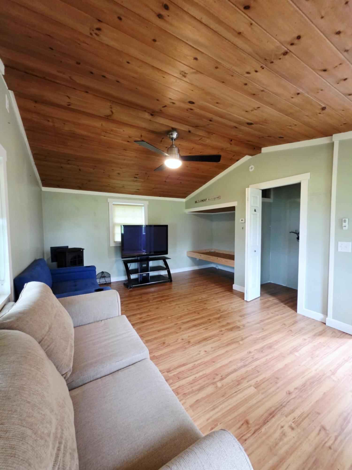 998 Lewiston Road, West Gardiner, ME, 04345