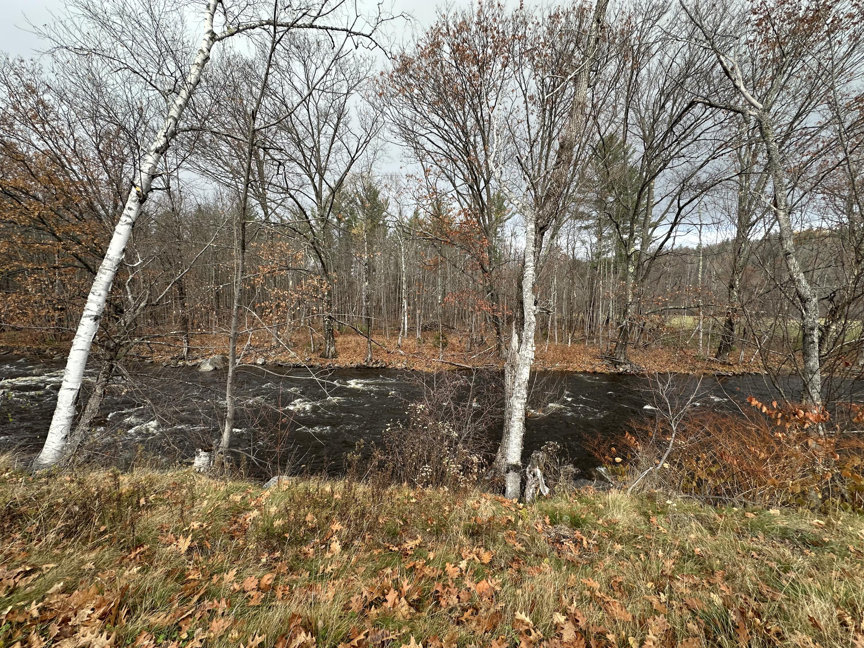 1250 River Road, Madrid Twp, ME, 04966