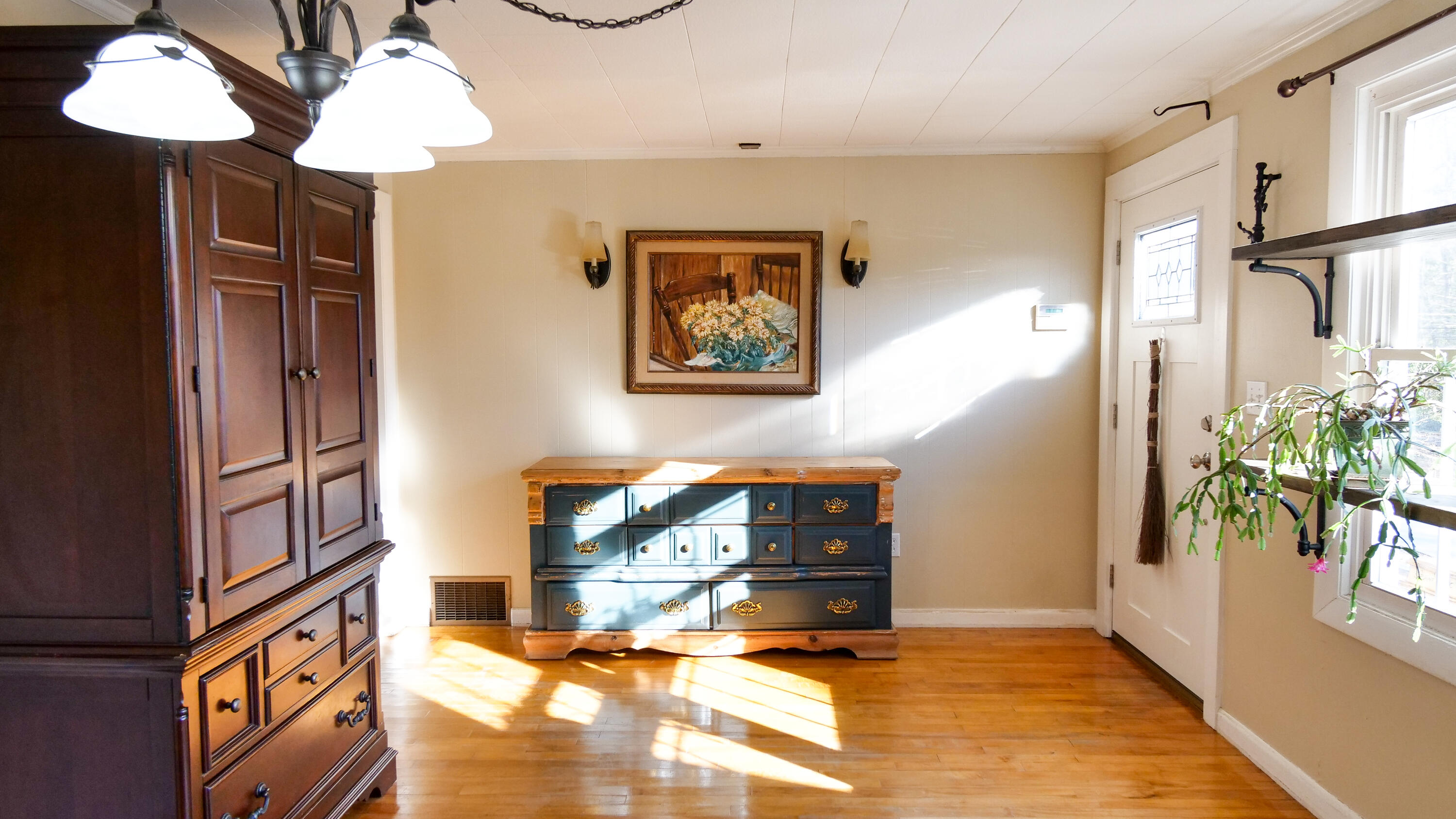 16 Gardner Road, Orono, ME, 04473