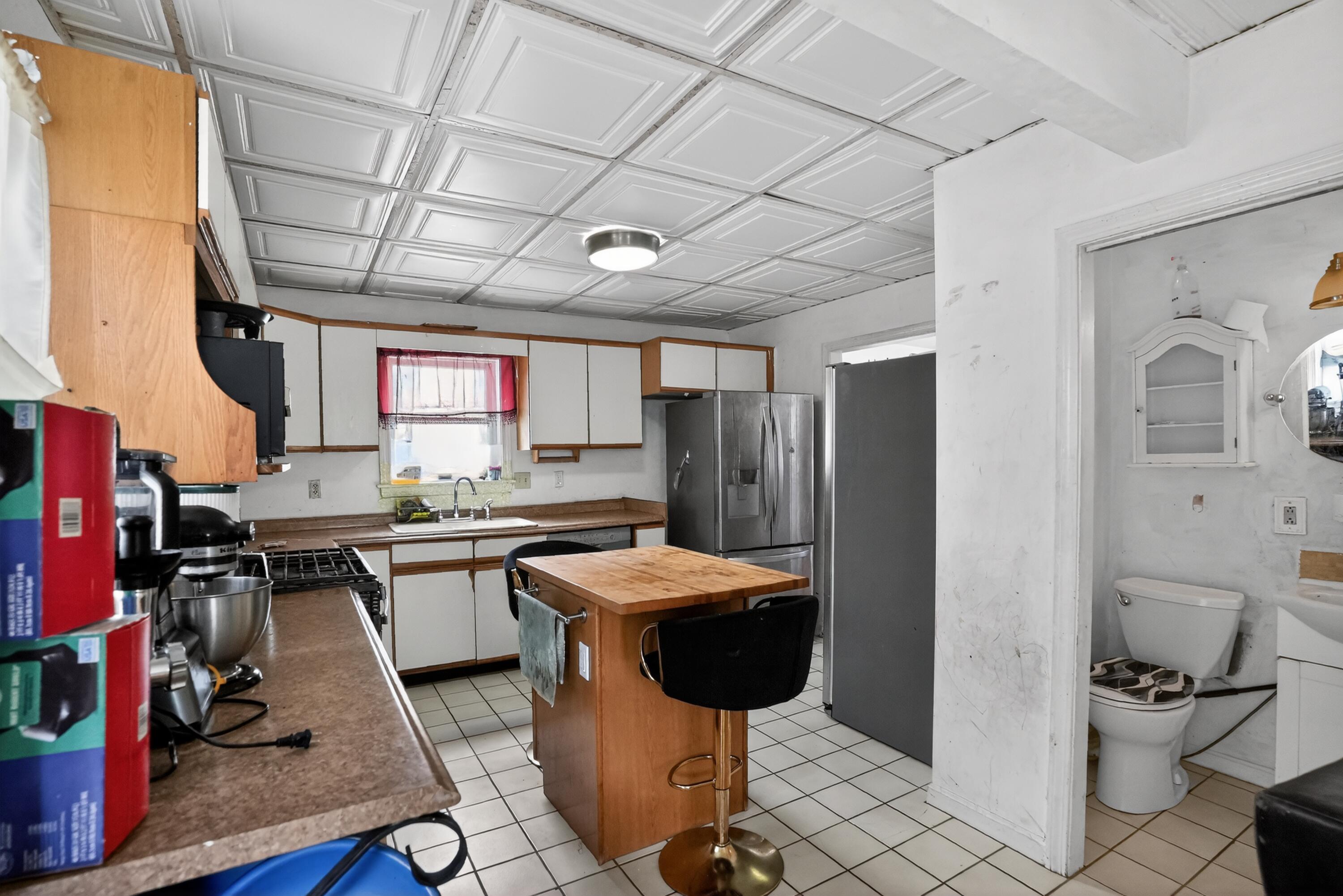 60 Orchard Street, Auburn, ME, 04210