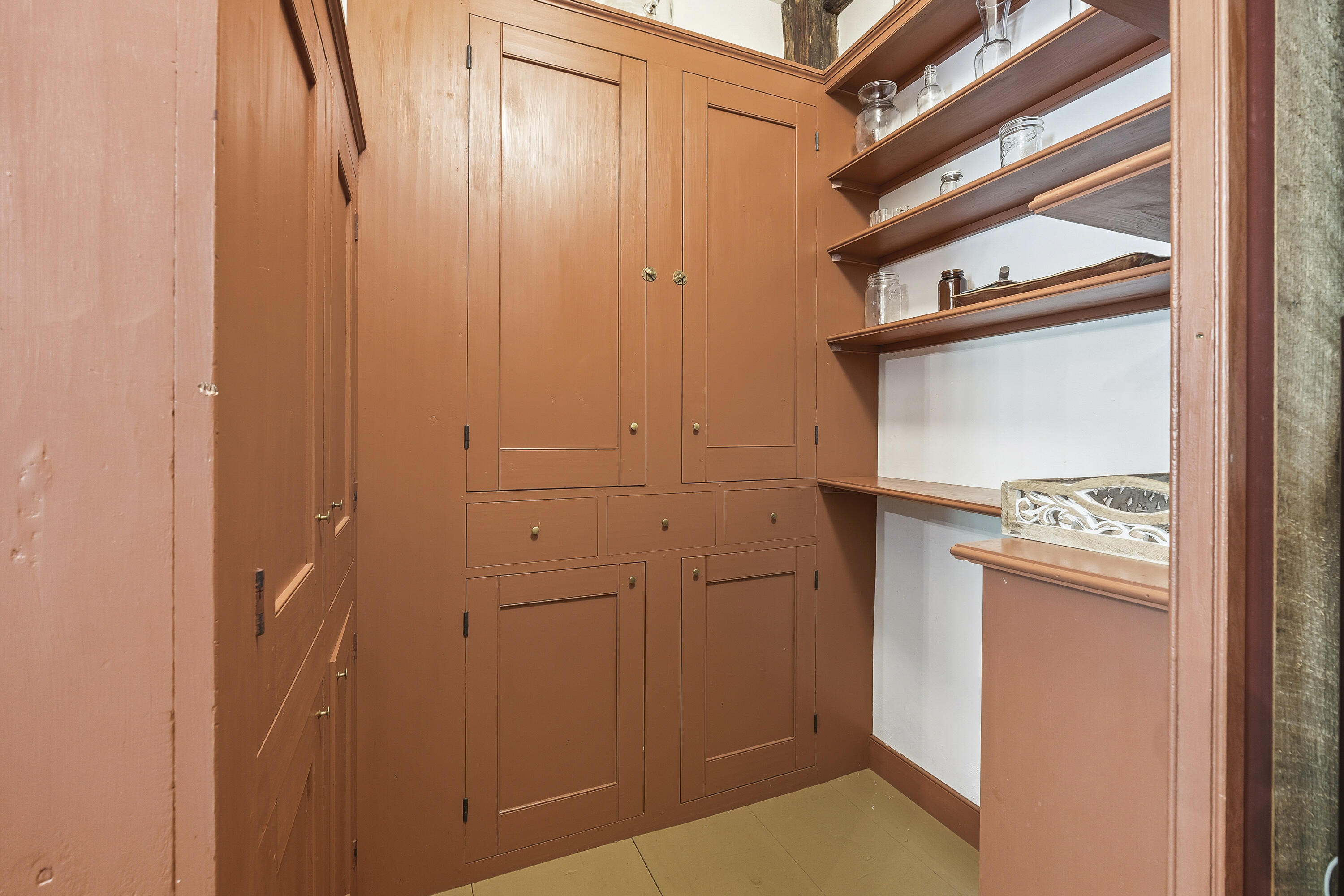 Spacious pantry