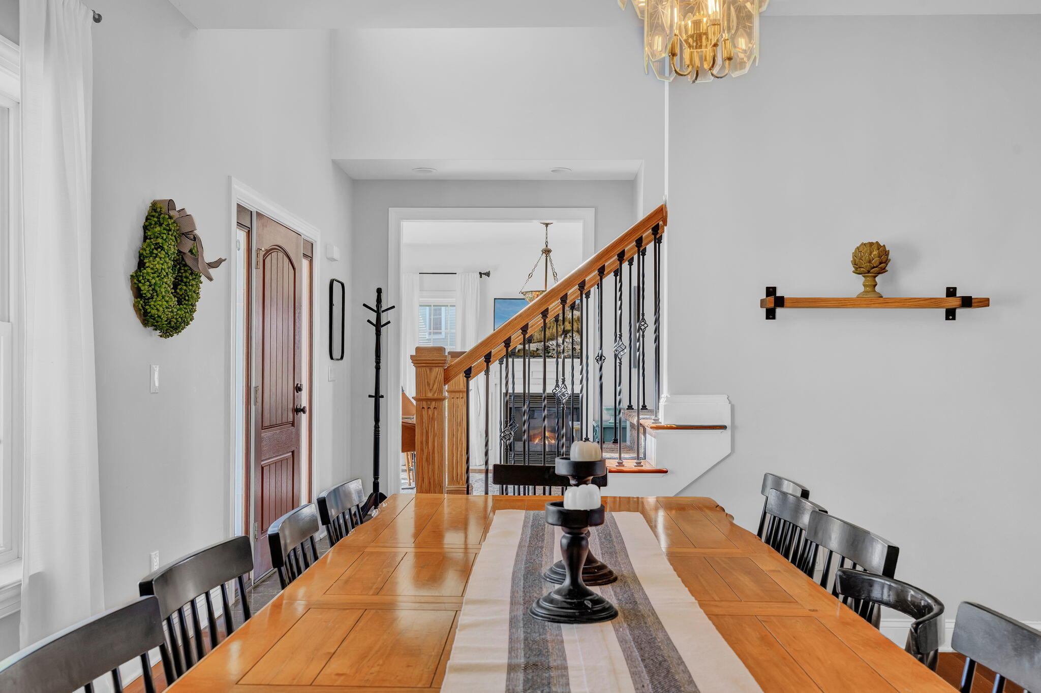 8-web-or-mls-40-hillview-dr