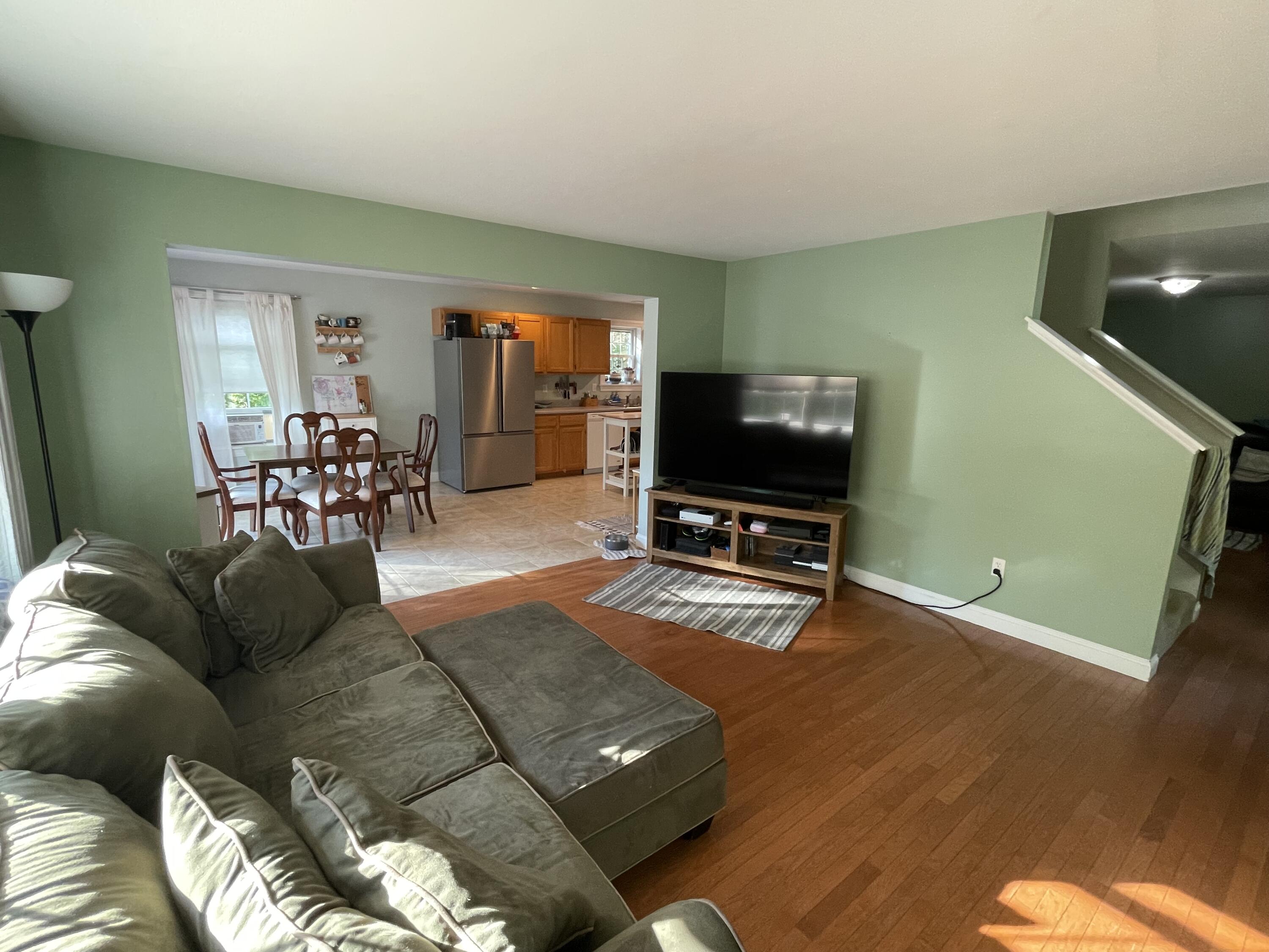 41 Lakeview Drive