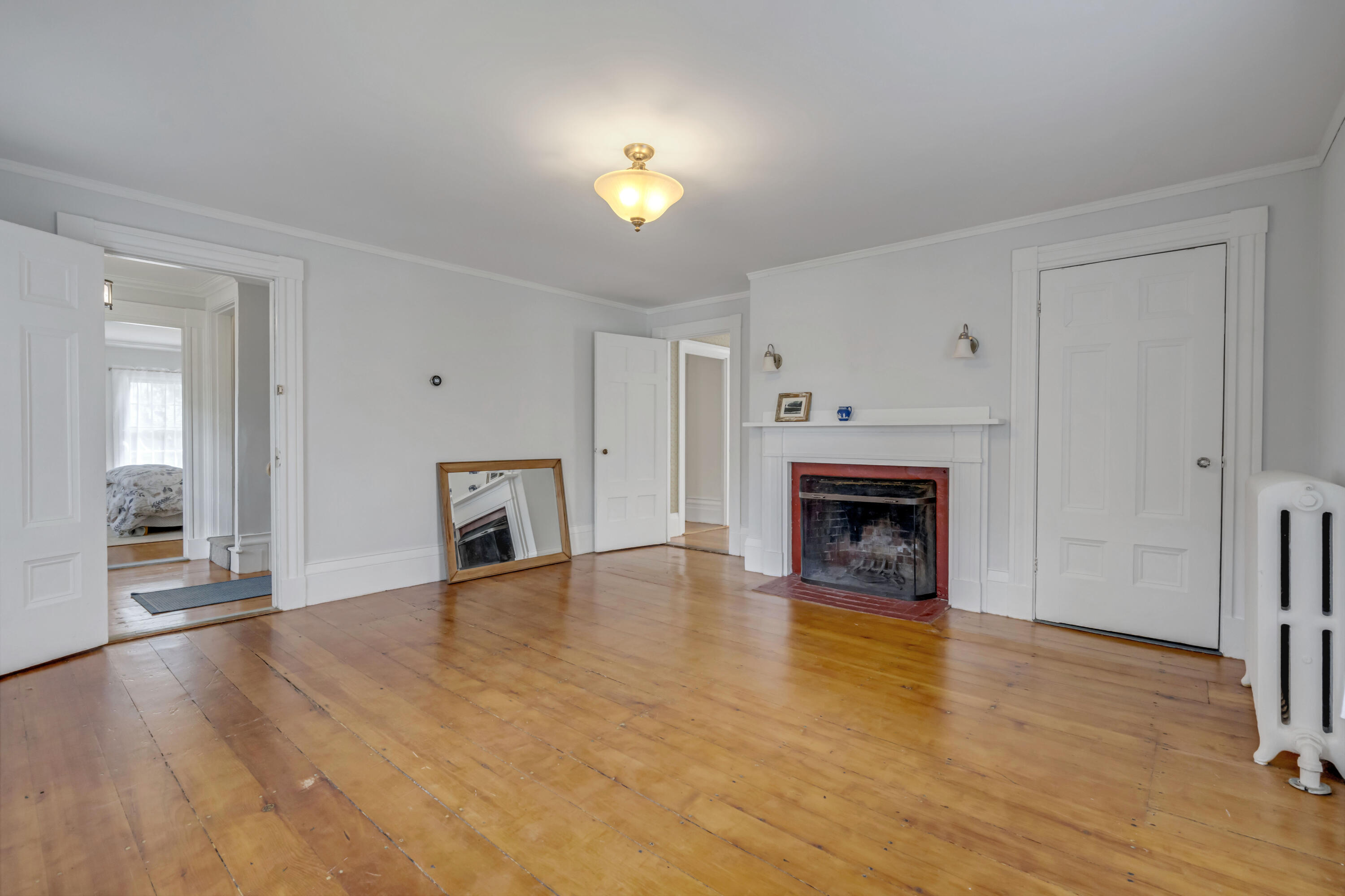 ; 2nd Floor