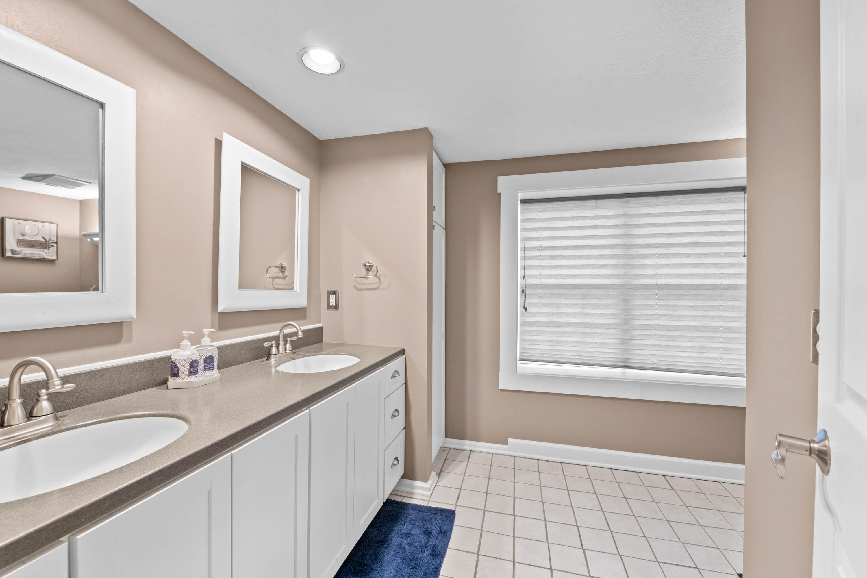 998 Lewiston Road, West Gardiner, ME, 04345