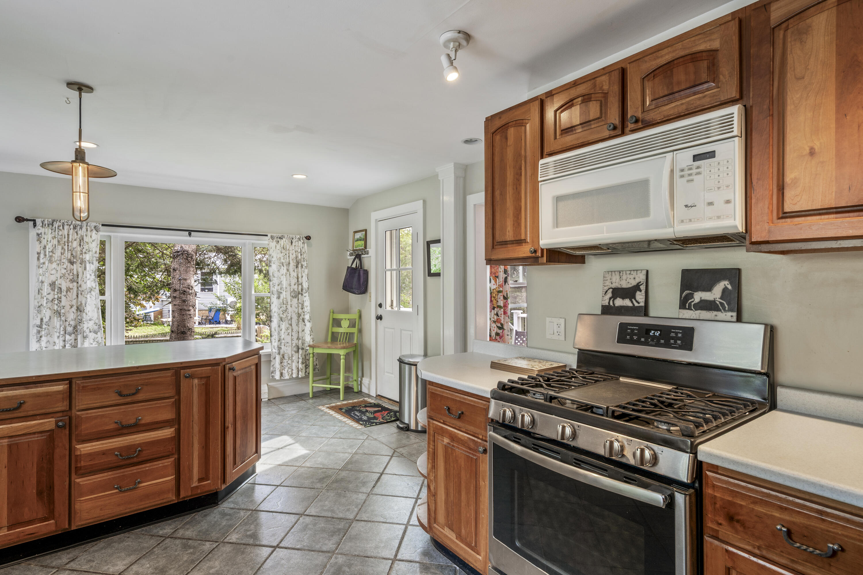 31 Elizabeth Street, Portland, ME, 04108