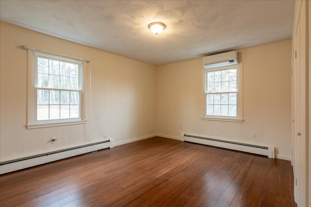 200 Mistic Avenue, Rockport, ME, 04856