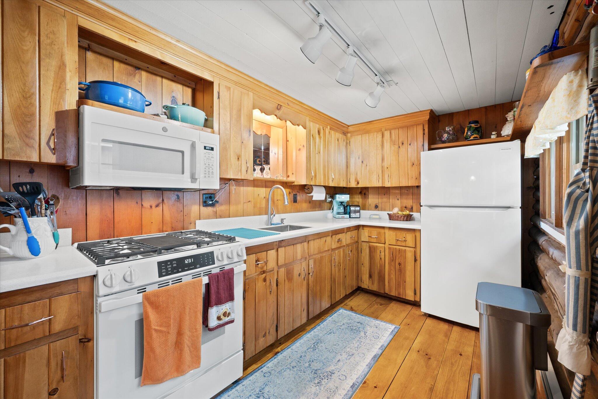 43 Verona Park, Verona Island, ME, 04416