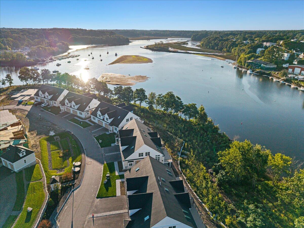 7 Isle Ave Avenue UNIT 101, Saco, ME, 04072