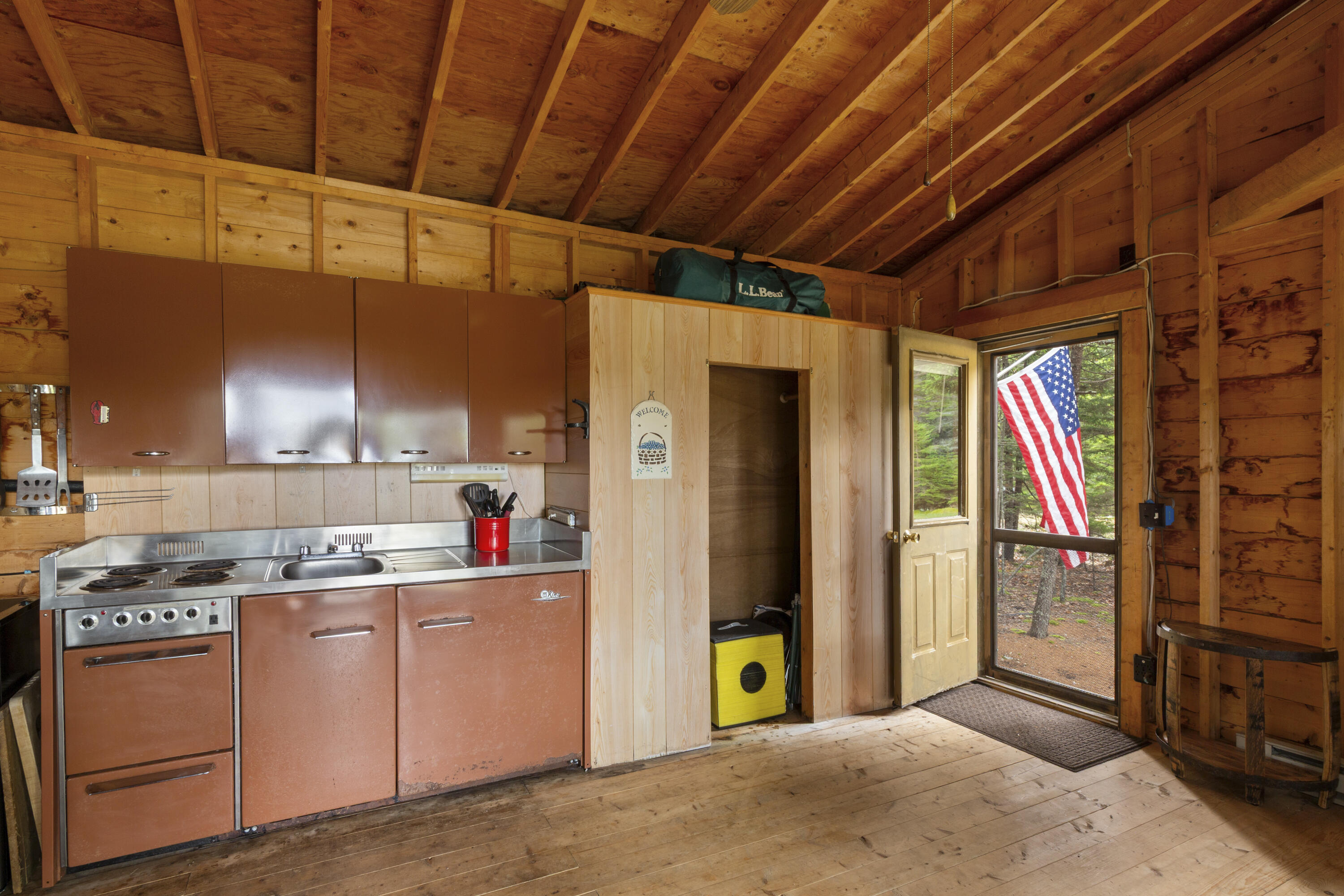 181 Oregon Road, Islesboro, ME, 04848