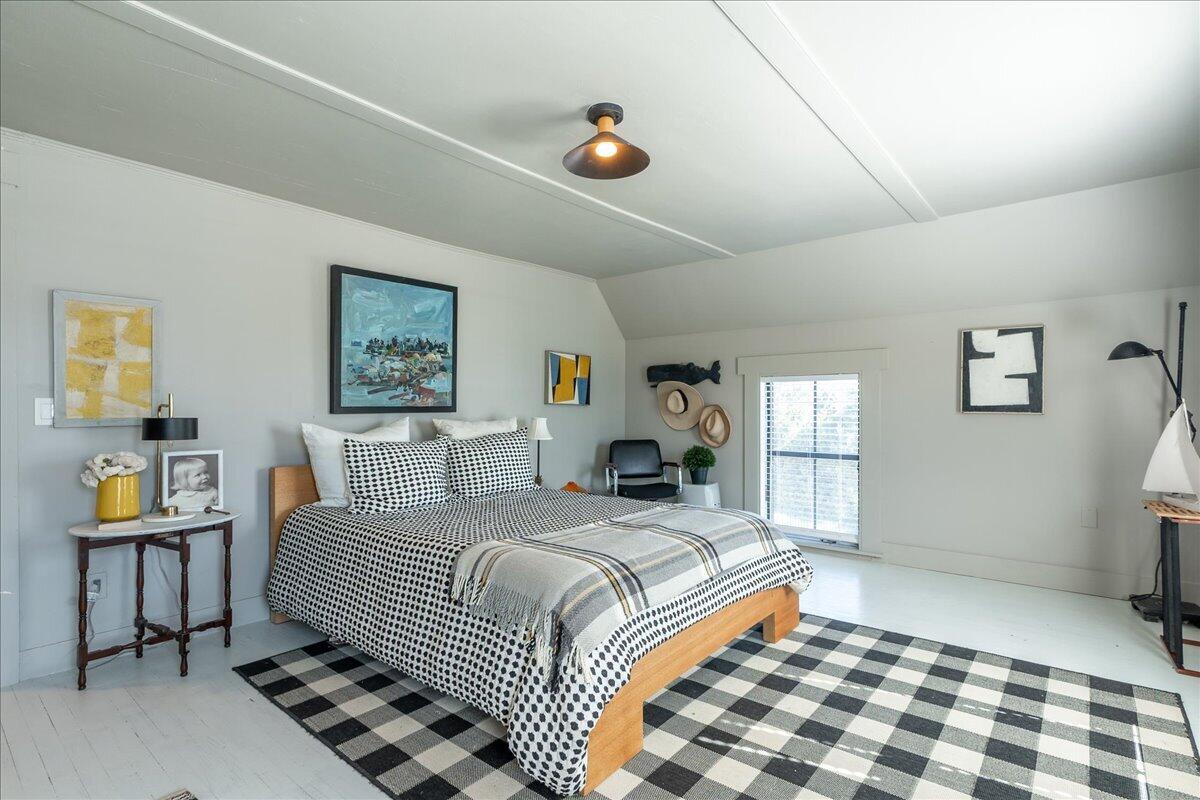 17 Mountain Street, Camden, ME, 04843