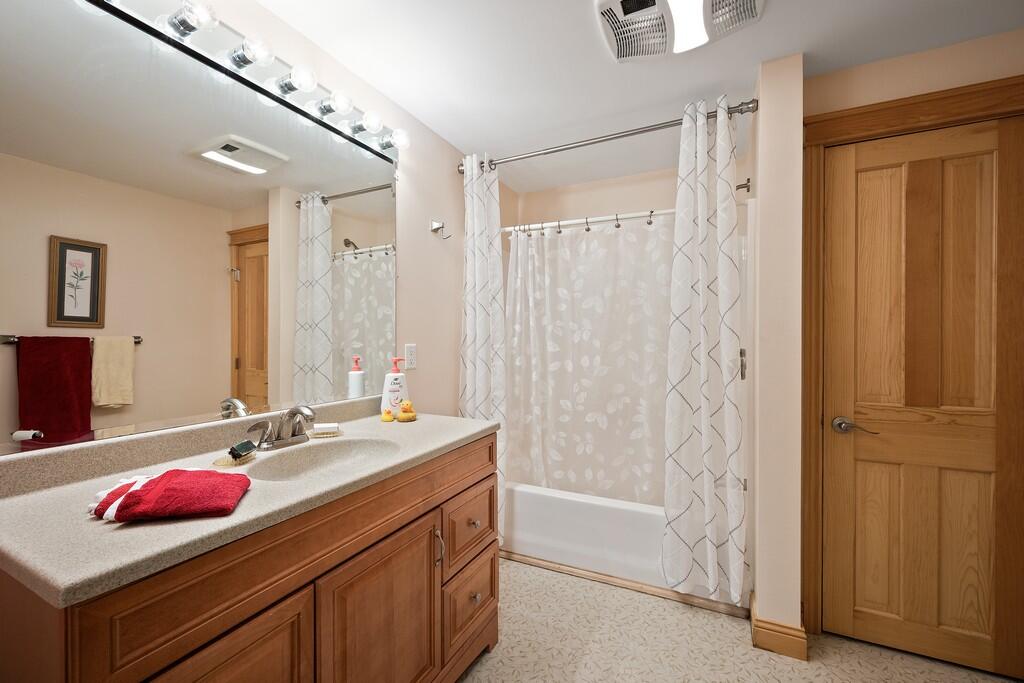 15 Harbor Drive UNIT 15, Brewer, ME, 04412