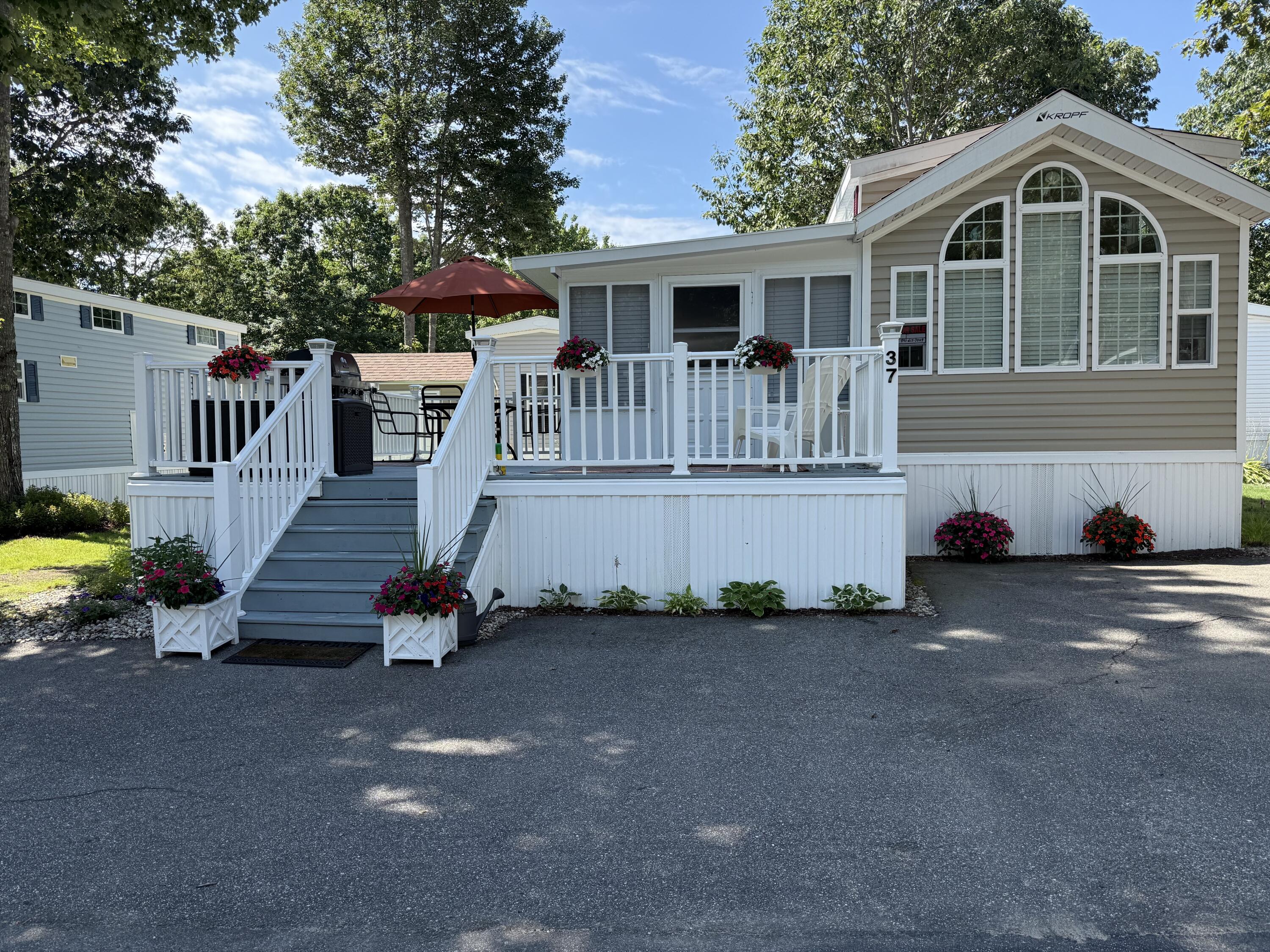 31 Oak Street, Presque Isle, ME, 04769