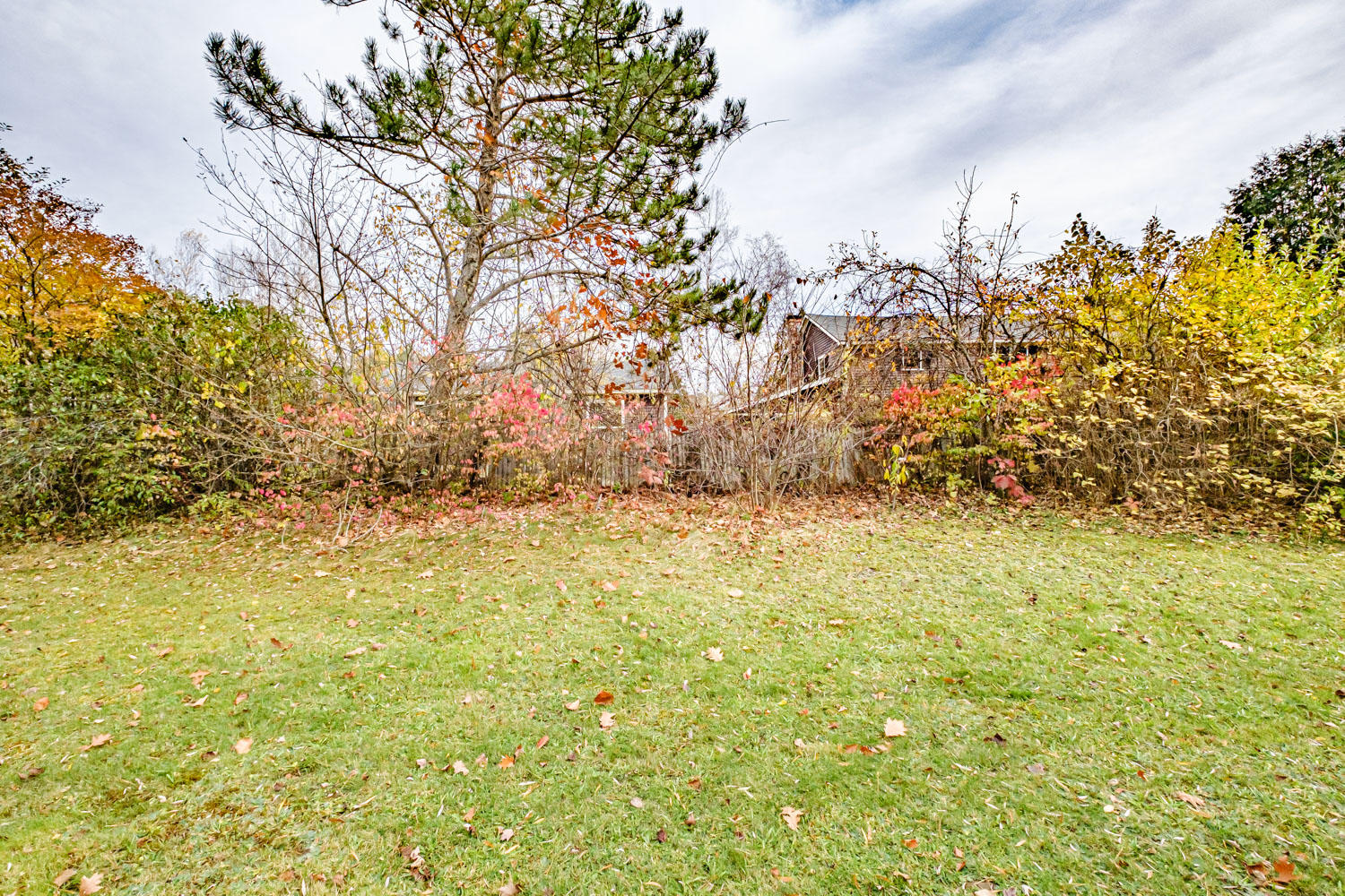20 Paradise Road, Bethel, ME, 04217-3600
