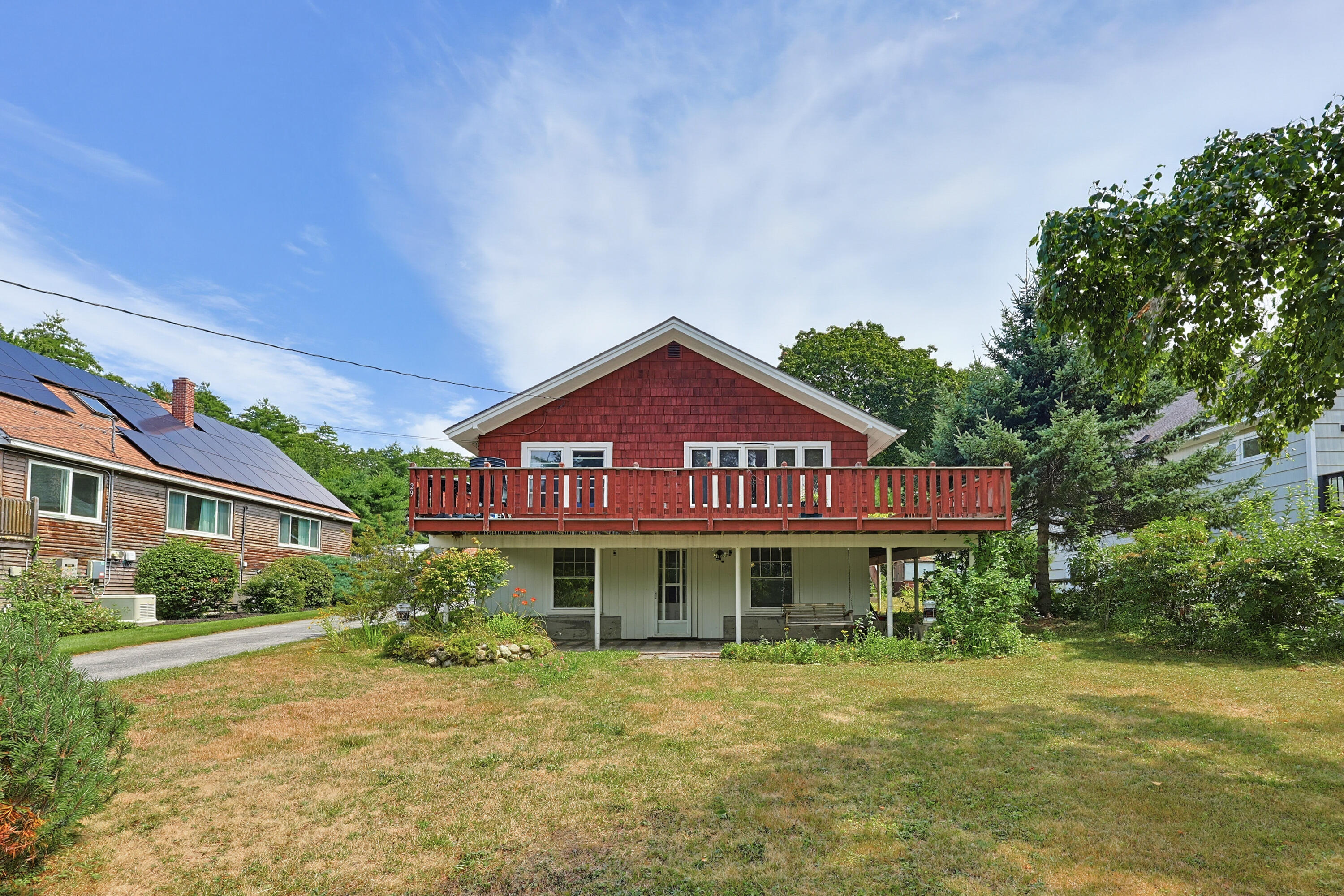 29 Lake Avenue