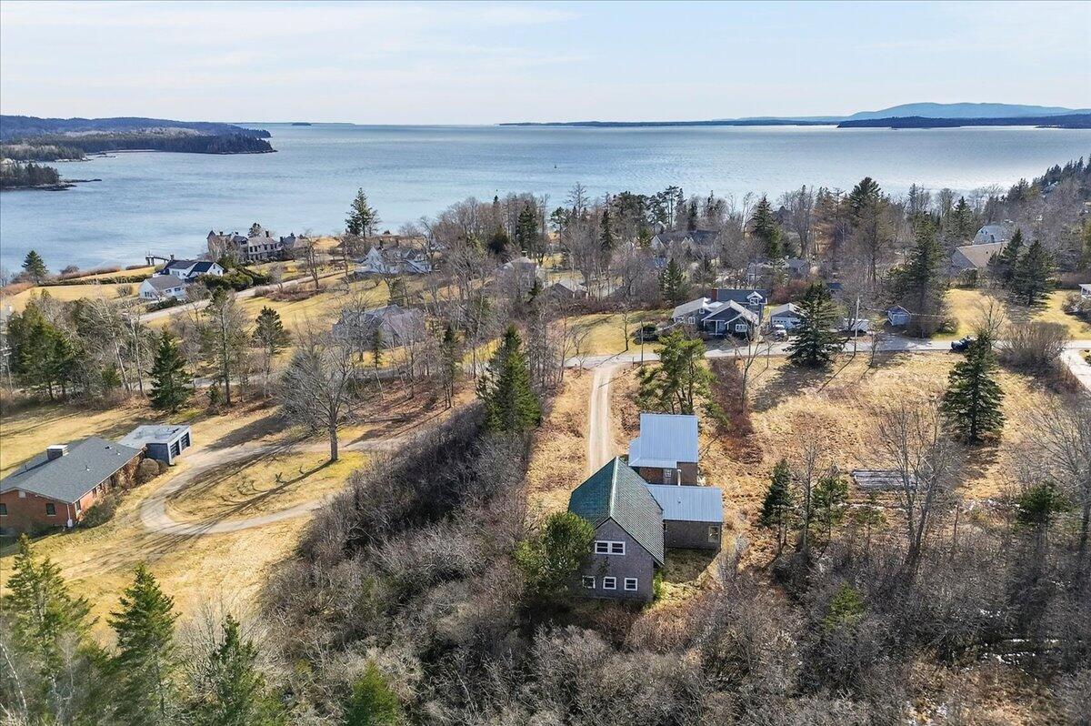 21 La Tour Street, Castine, ME, 04421