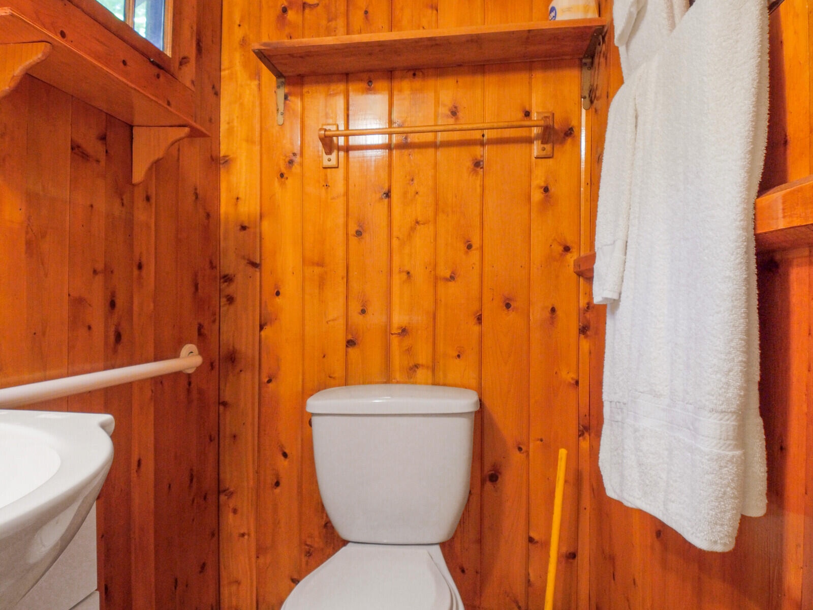 103 Taylor Woods Road, Belgrade, ME, 04917