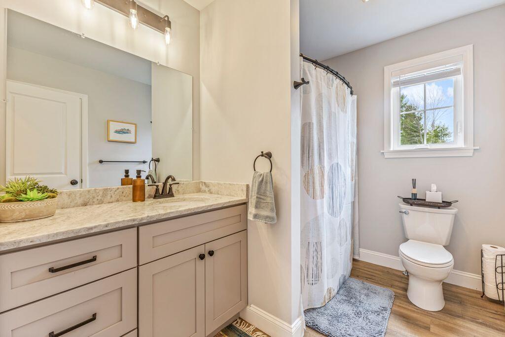 11 Estes Drive, Standish, ME, 04085