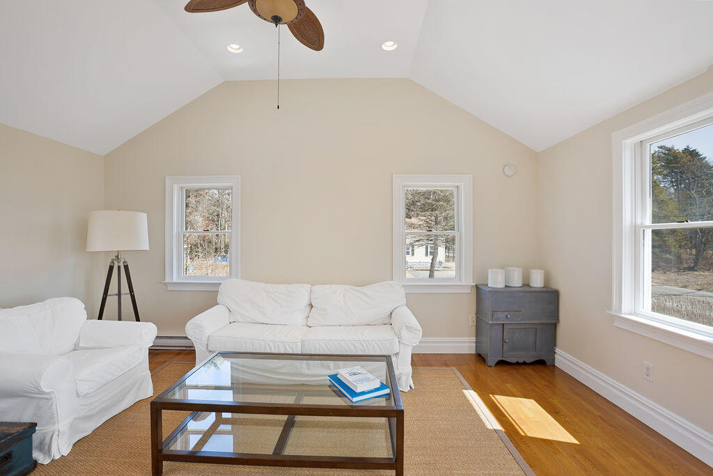 189 Western Avenue, Kennebunk, ME, 04043