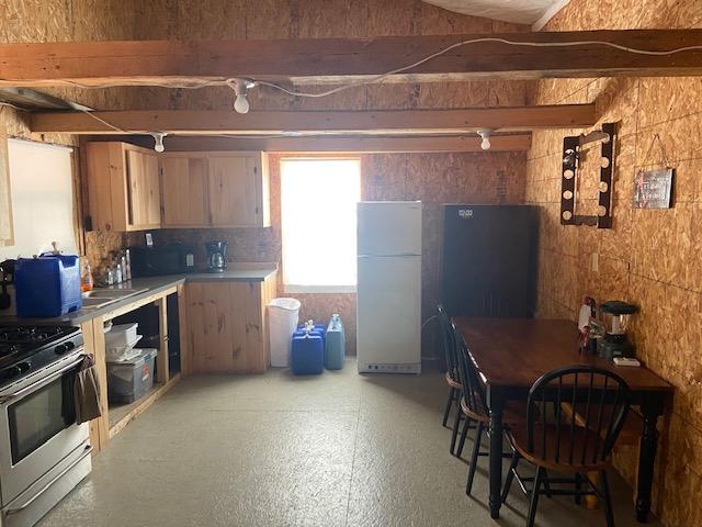 125 Packard Road, Monson, ME, 04464