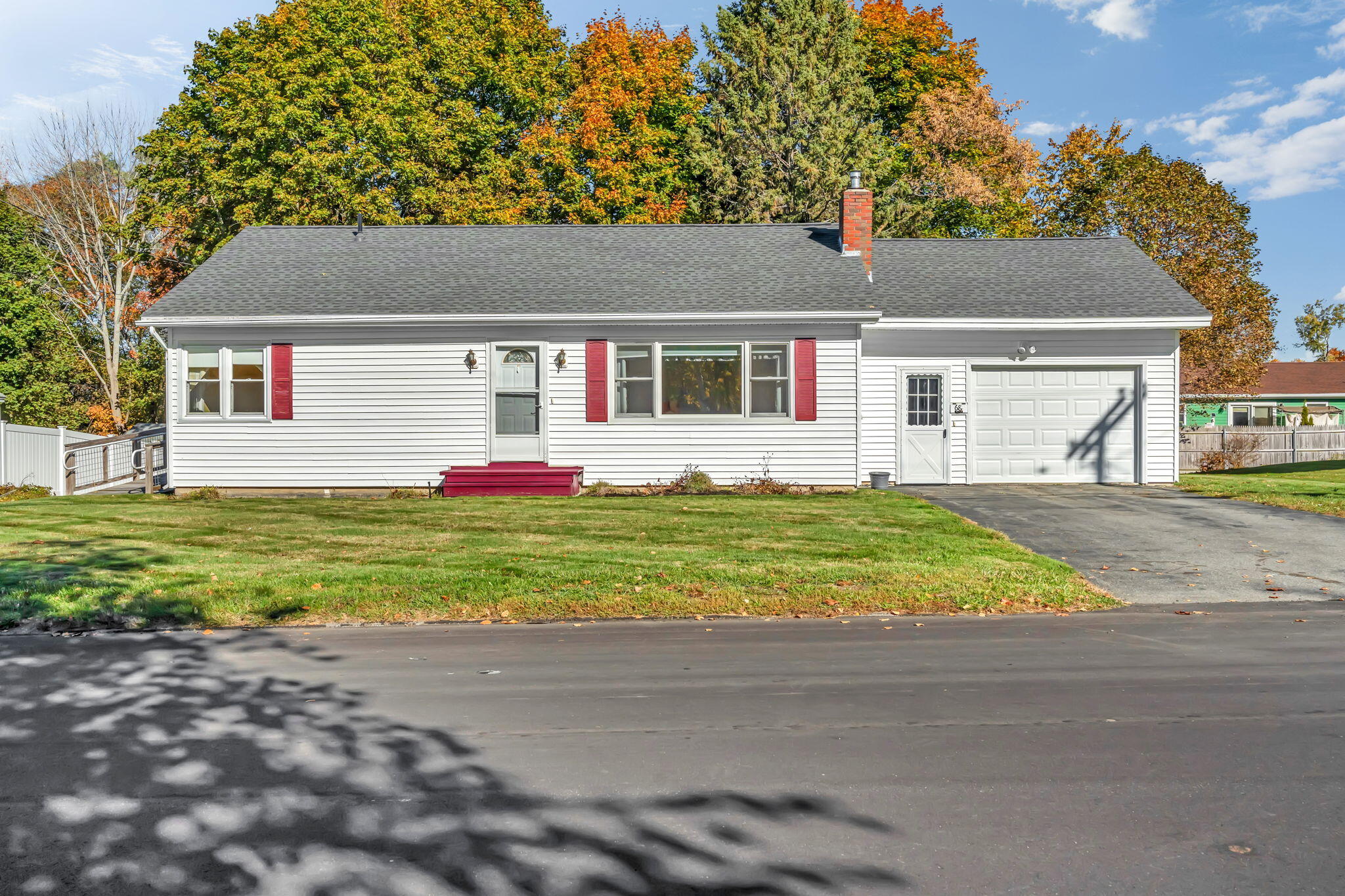 Photo of 68 Grove Street Brewer ME 04412