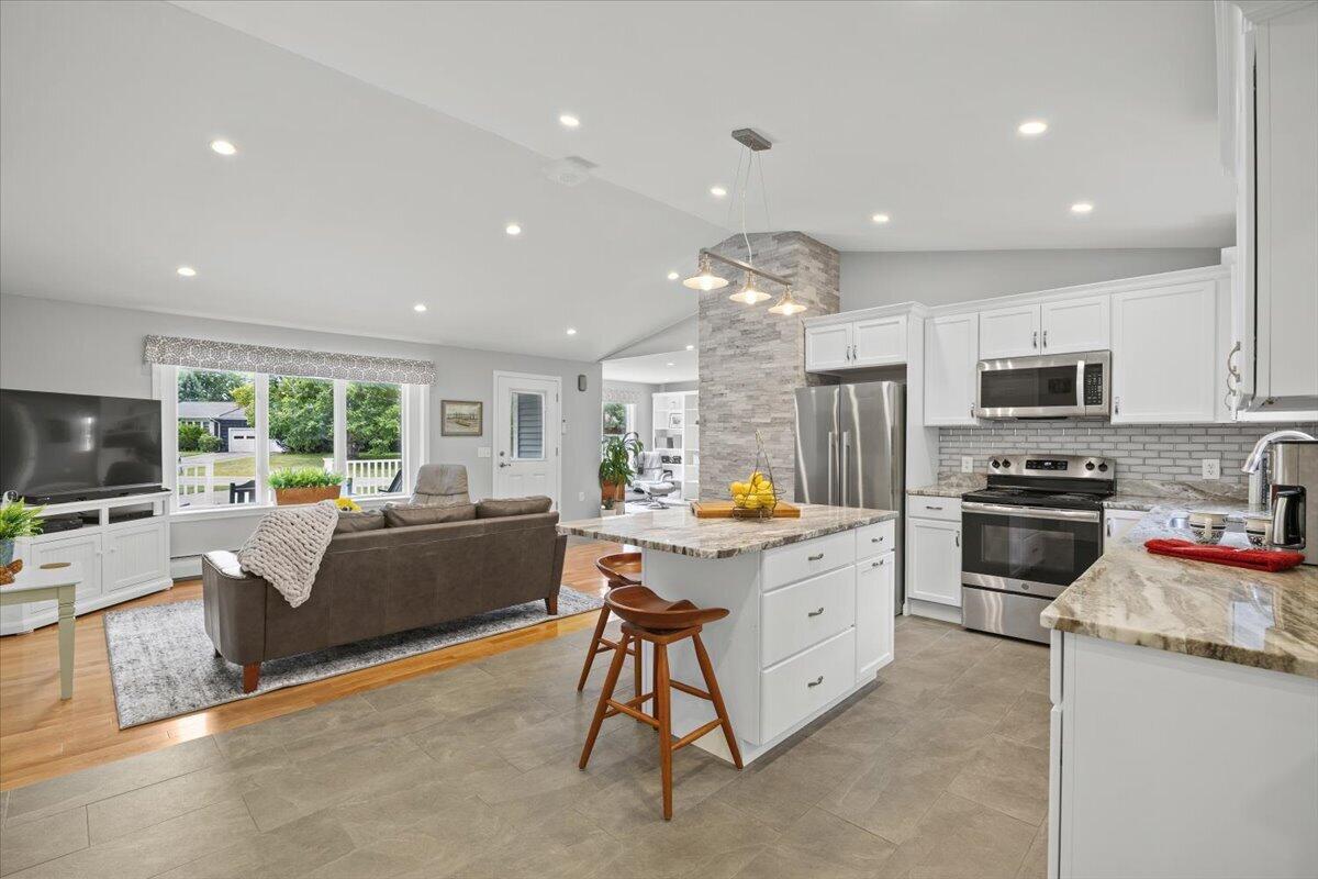 40 Old Neck Road, Scarborough, ME 04074 22-40 Old Neck-22