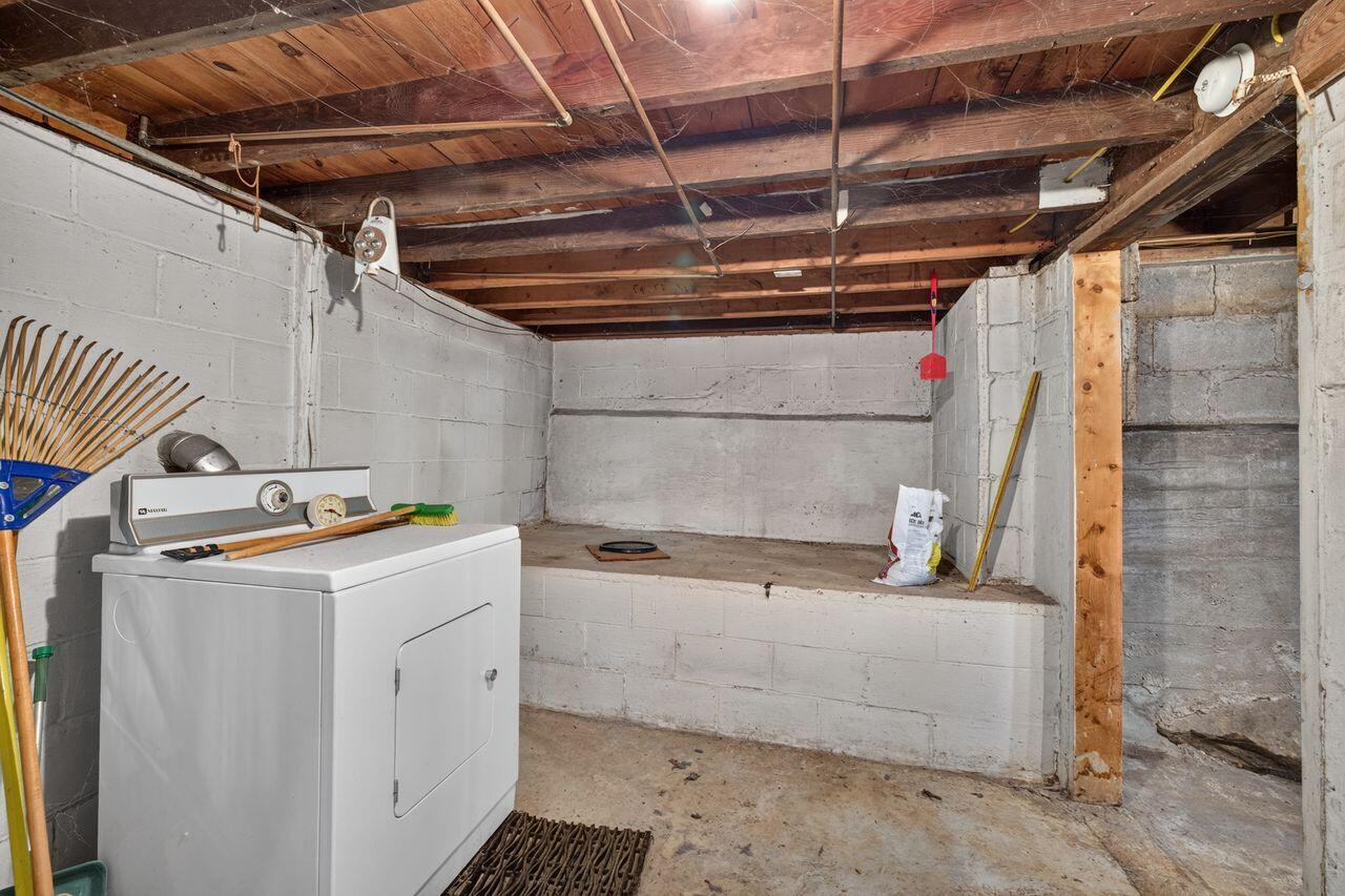 7 Bateman Street, Sanford, ME 04073 3G0A0397