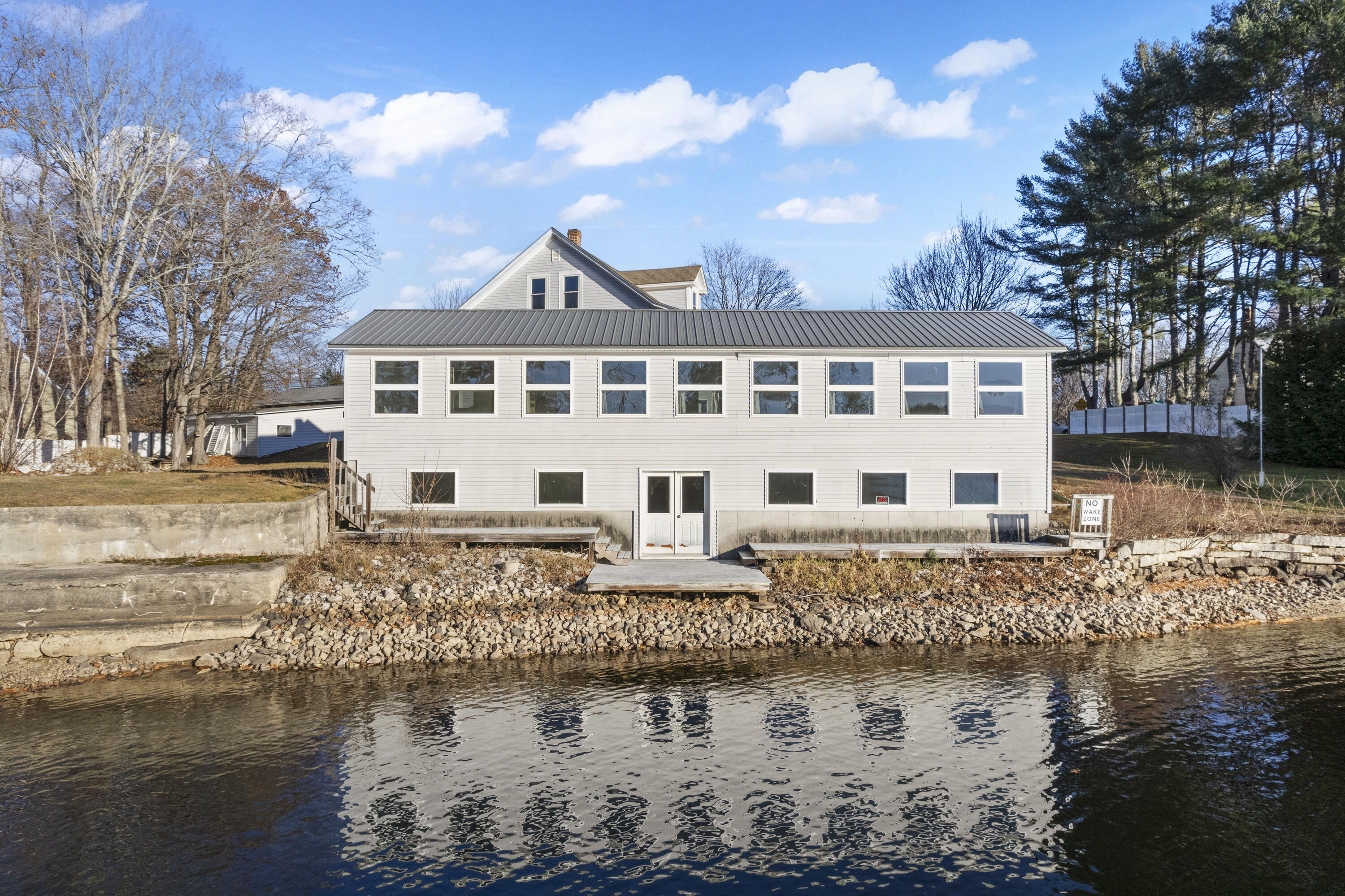 24 Emery Corner Road