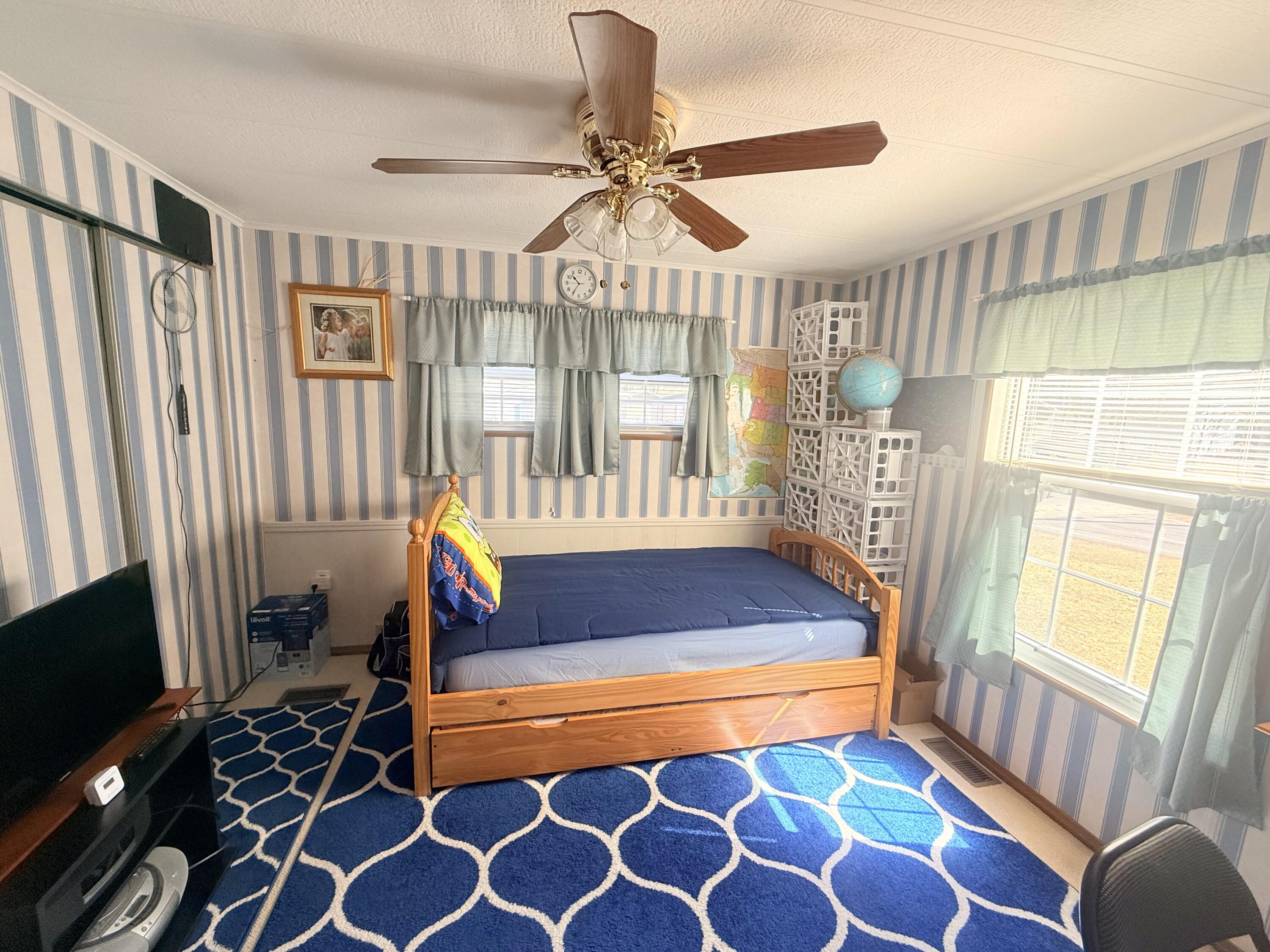 19 Larry Lane, Brunswick, ME, 04011