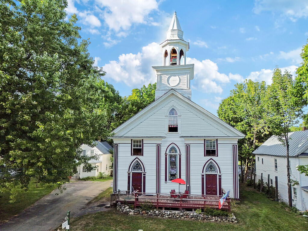 83 Main Street, Phillips, ME, 04966