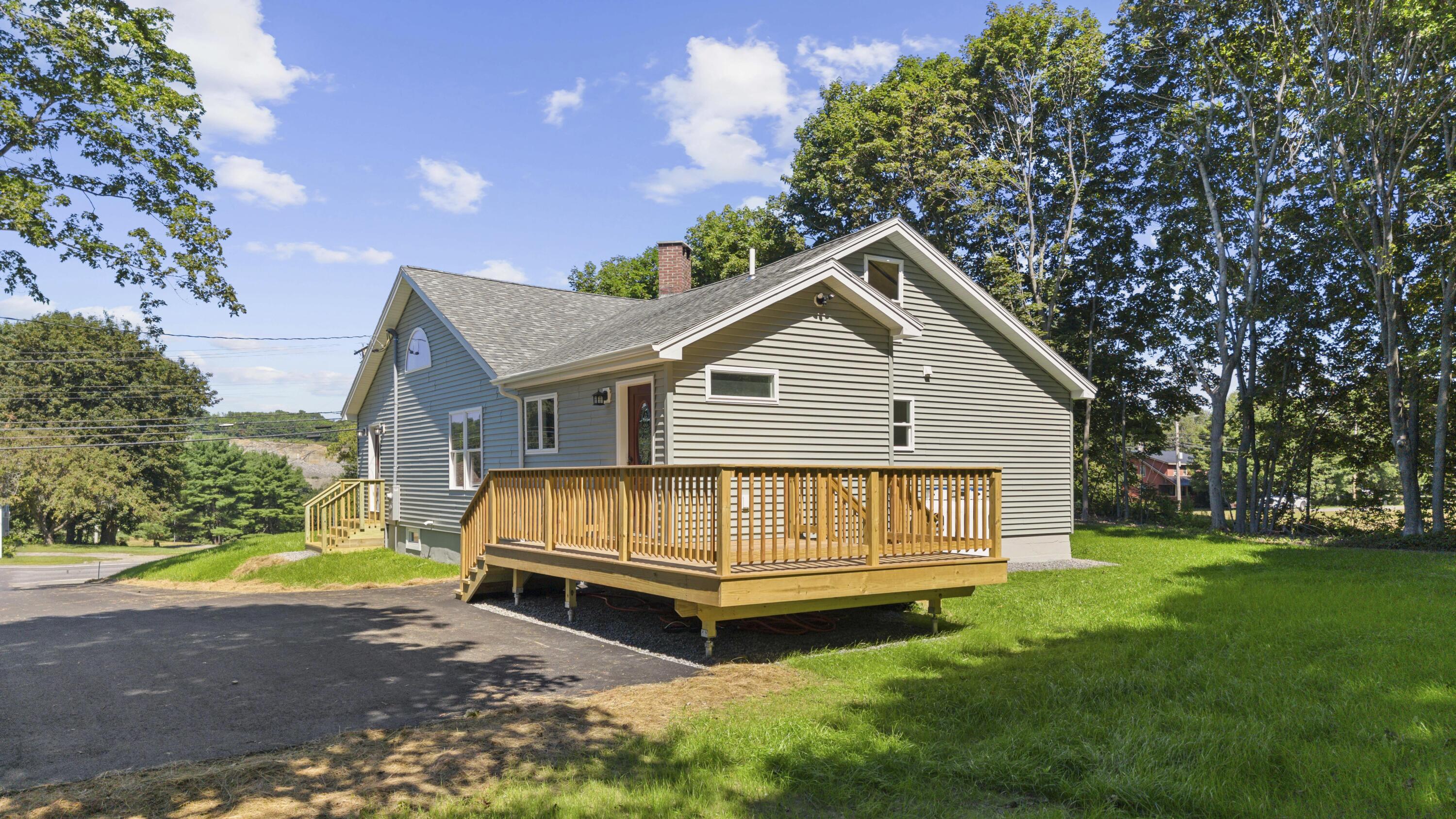 Photo of 629 Riverside Drive Augusta ME 04330