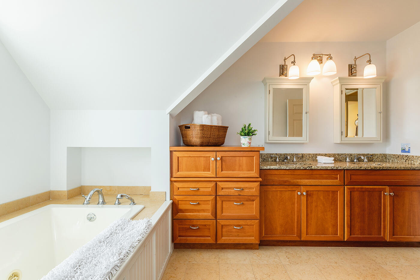107 Bay View Street, Camden, ME, 04843