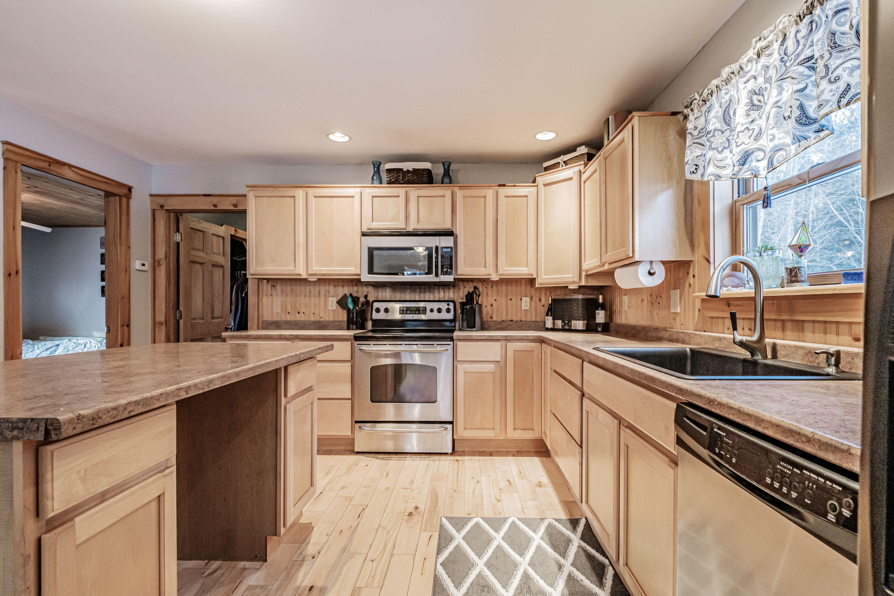 869 E Bethel Road, Bethel, ME, 04217