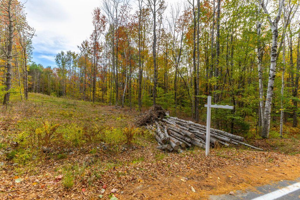 192 Mountain Road, Raymond, ME, 04071