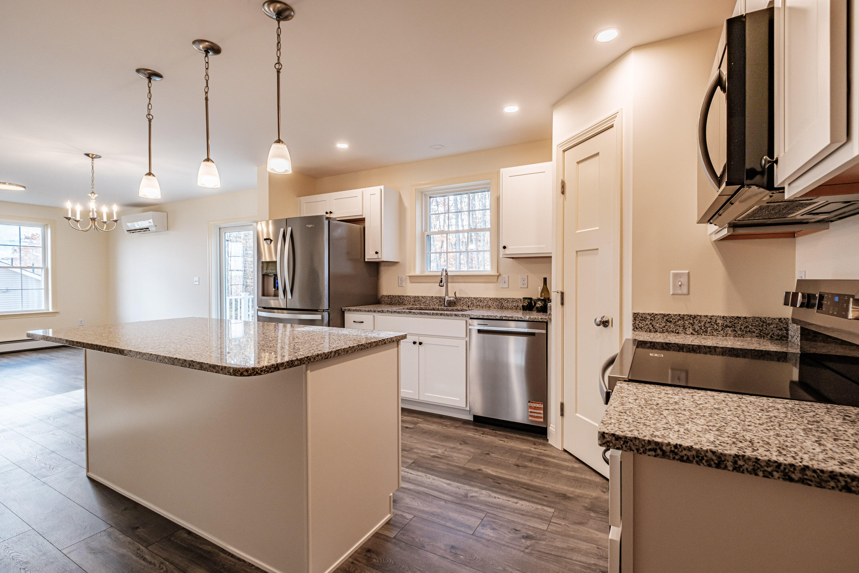 31 Woodbrey Lane, Standish, ME, 04084