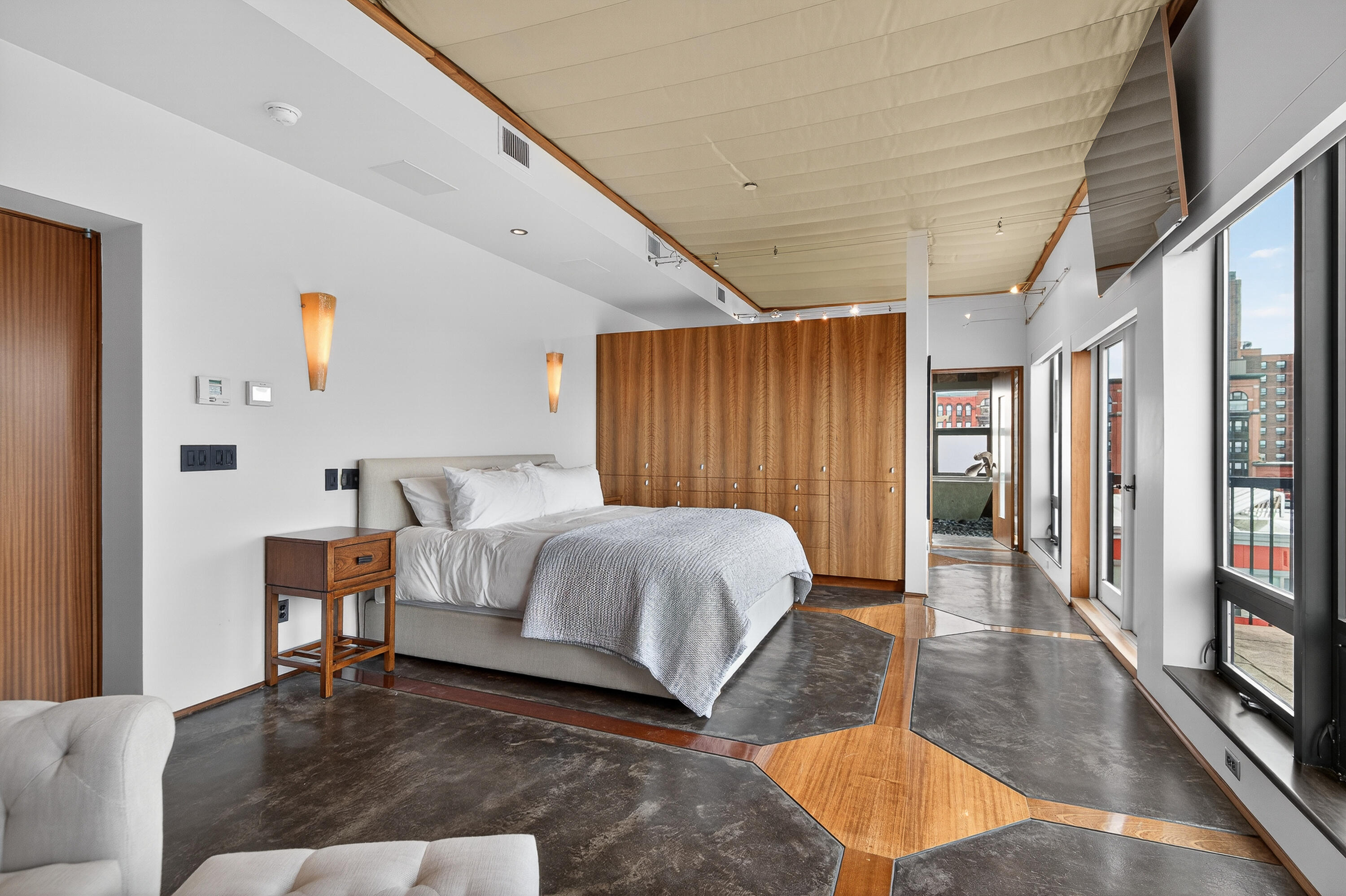 547 Congress Street UNIT PH6, Portland, ME, 04101