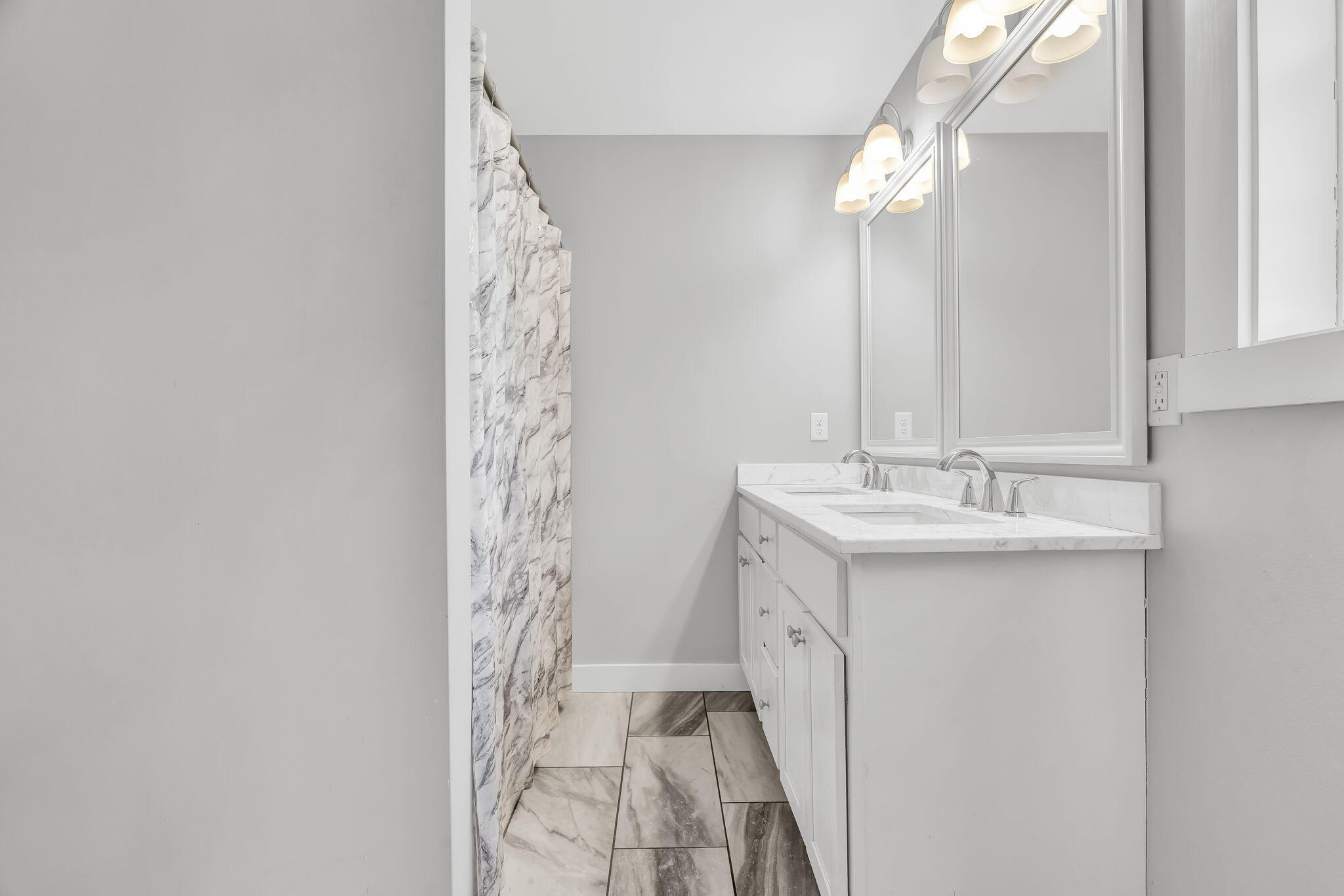 2016 Hemlock Drive, Hermon, ME, 04401