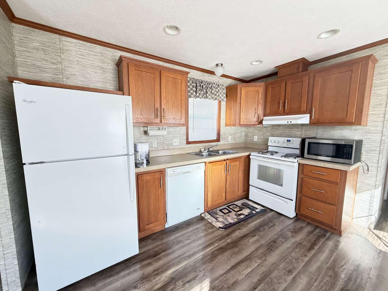 195 Wickham Way, Westbrook, ME, 04092