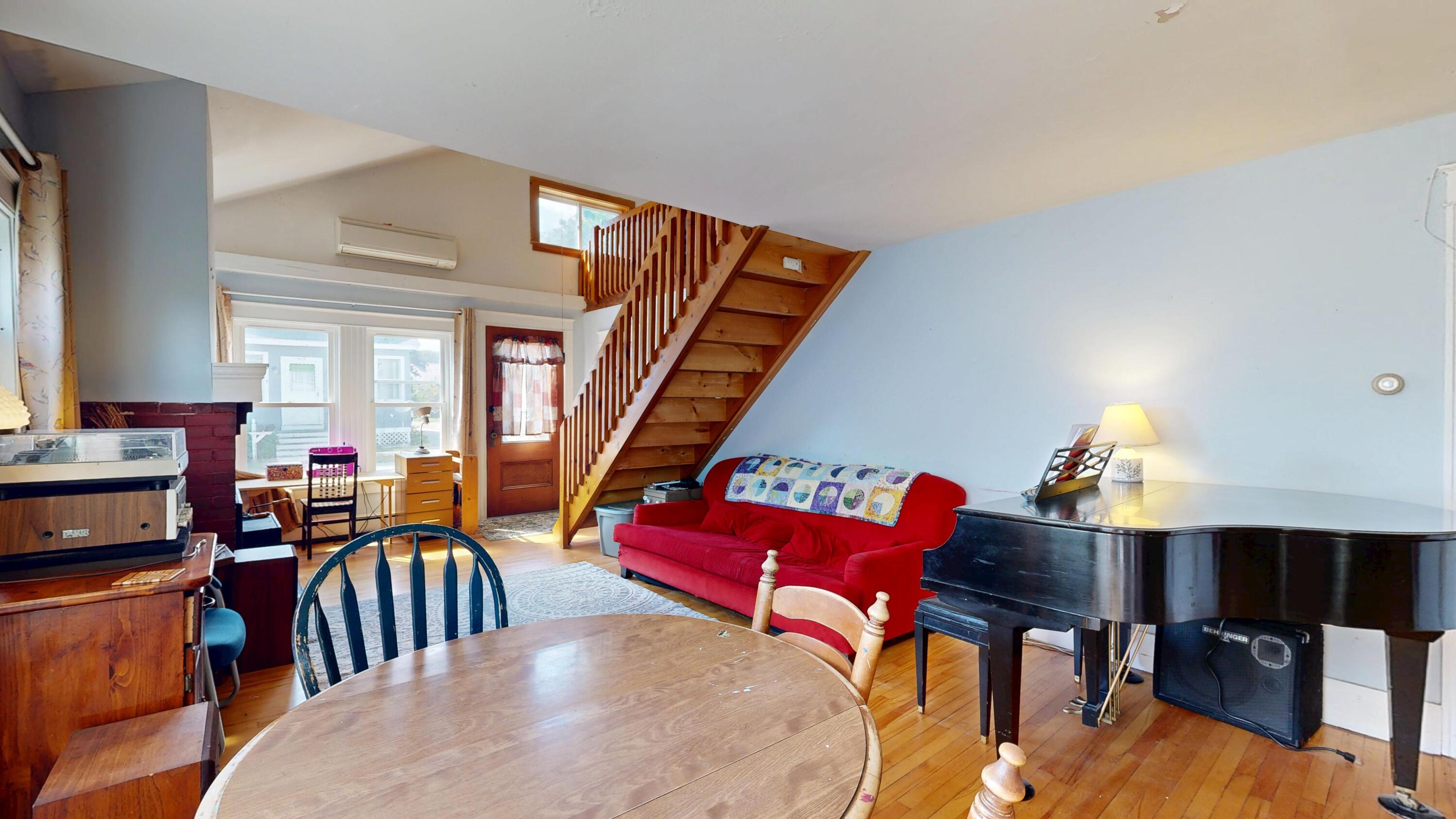 12 Gerry Avenue, South Portland, ME 04106 dining area