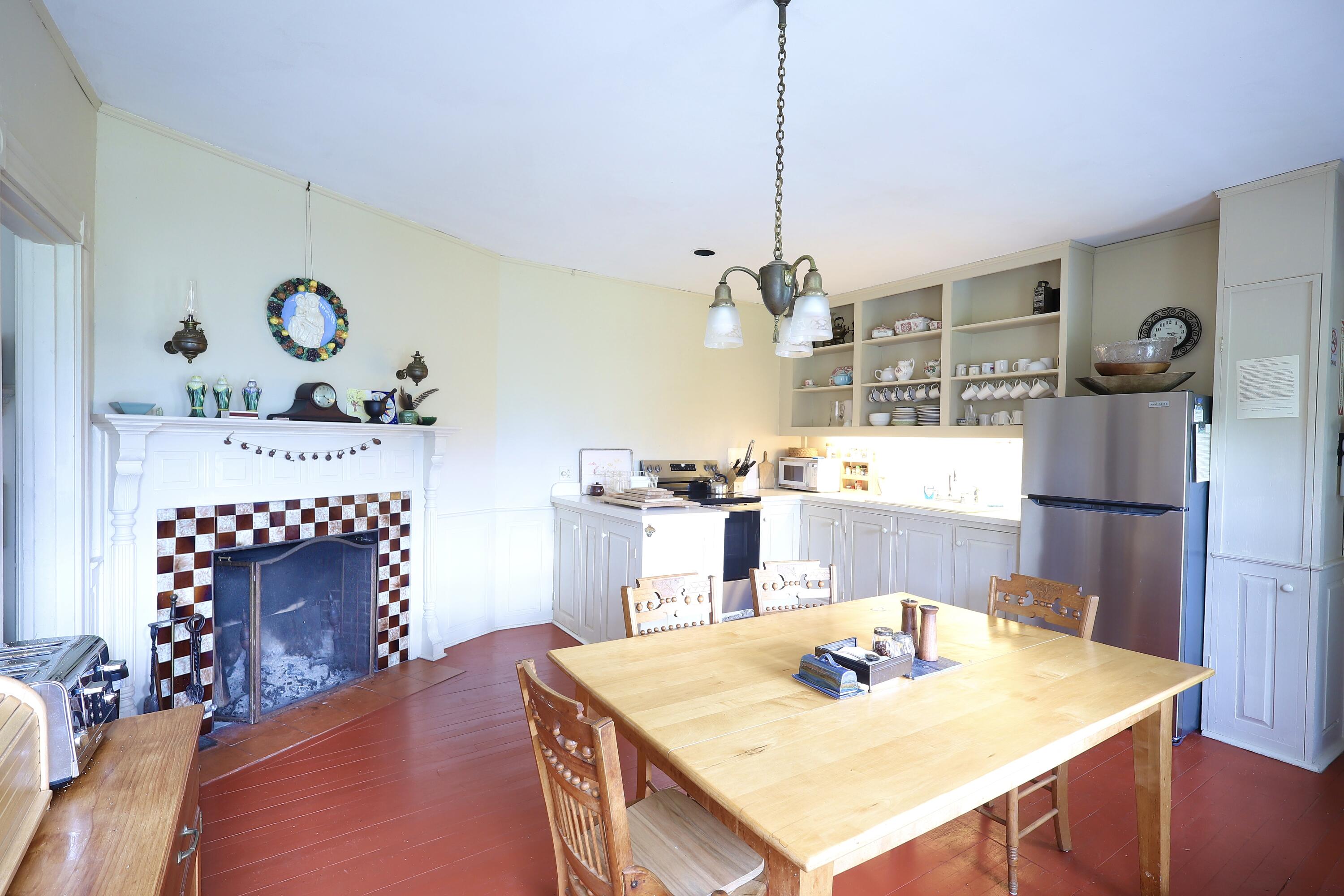 10 South Arm Road, Andover, ME, 04226