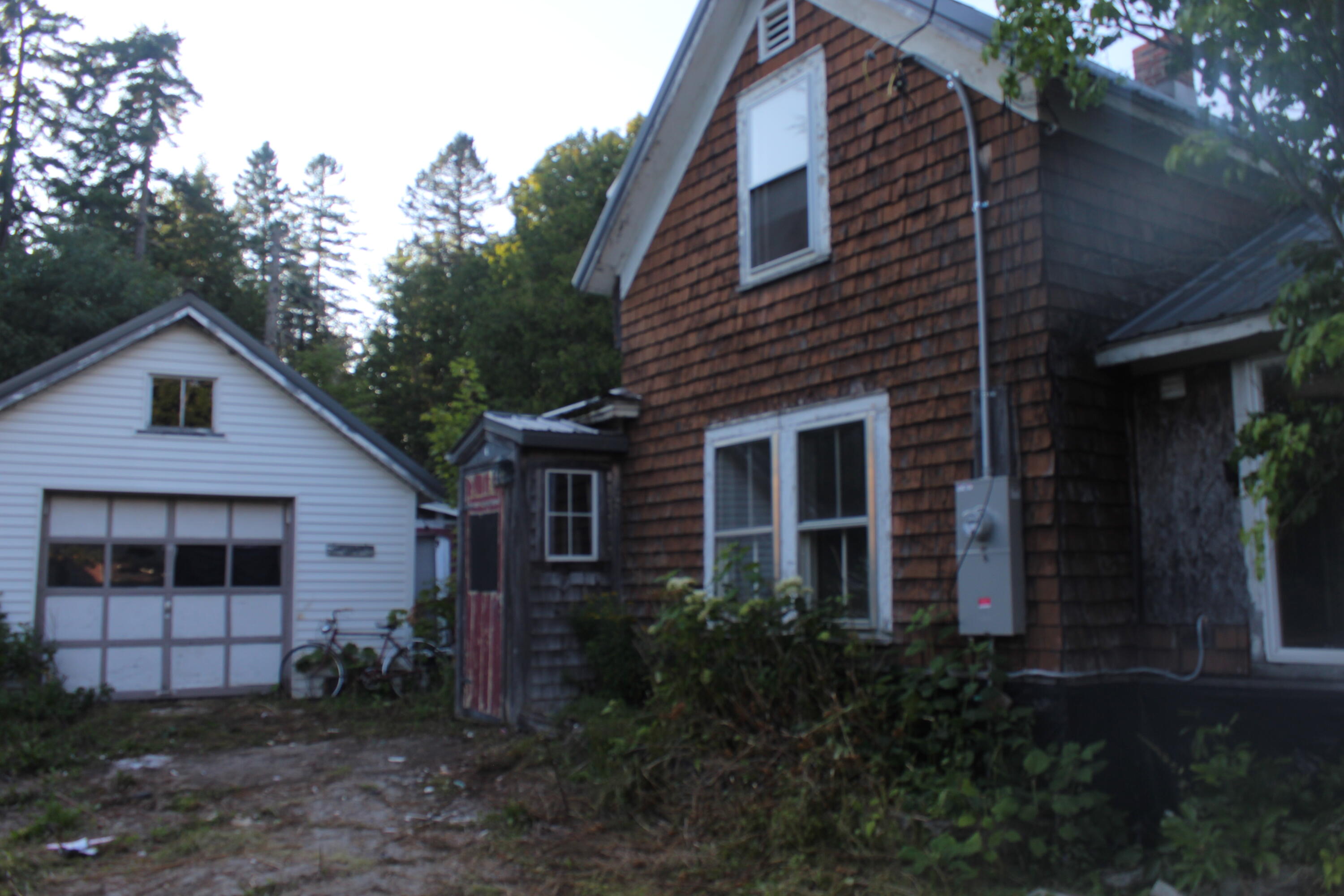 Photo of 72 North Road Sherman ME 04776
