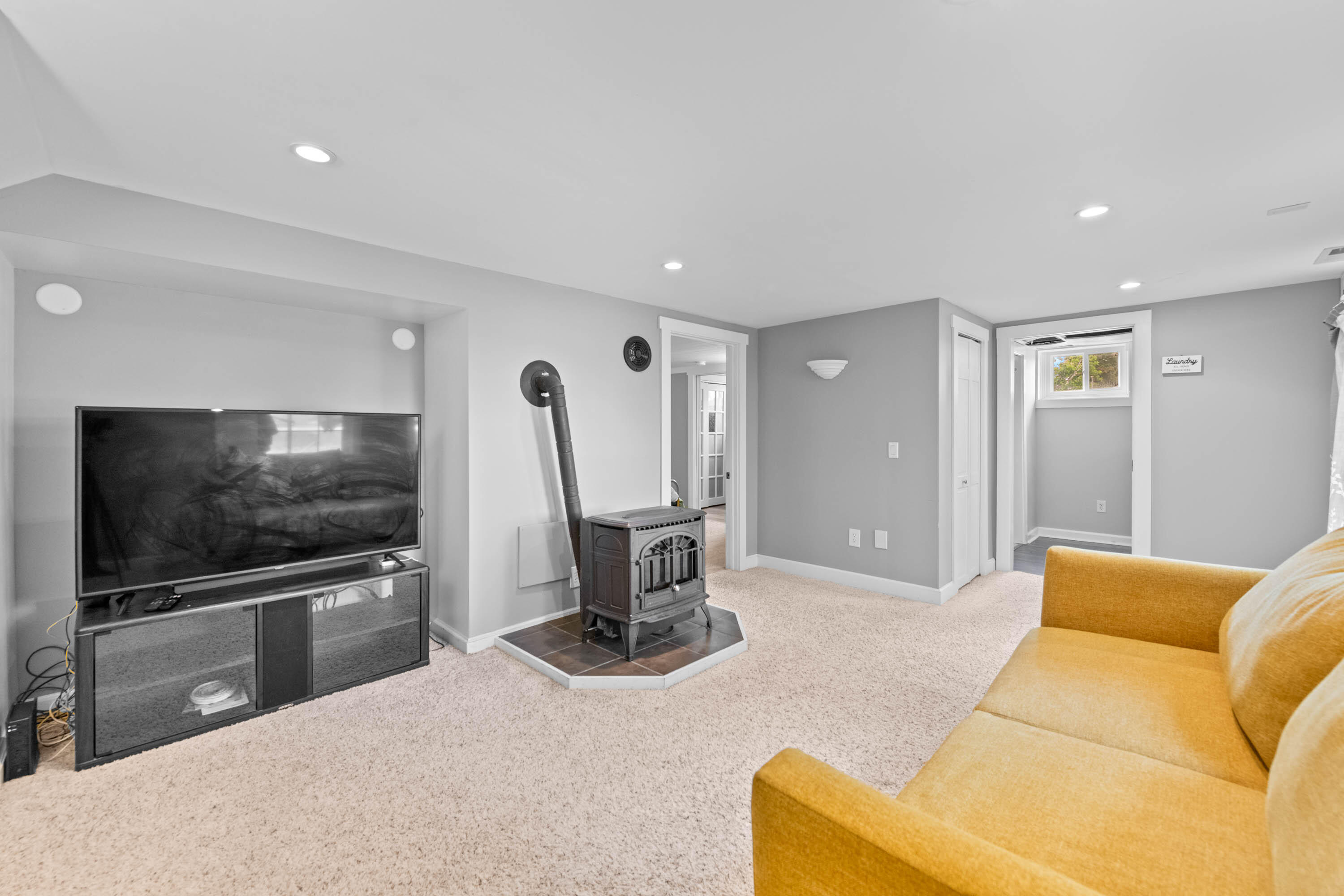 998 Lewiston Road, West Gardiner, ME, 04345