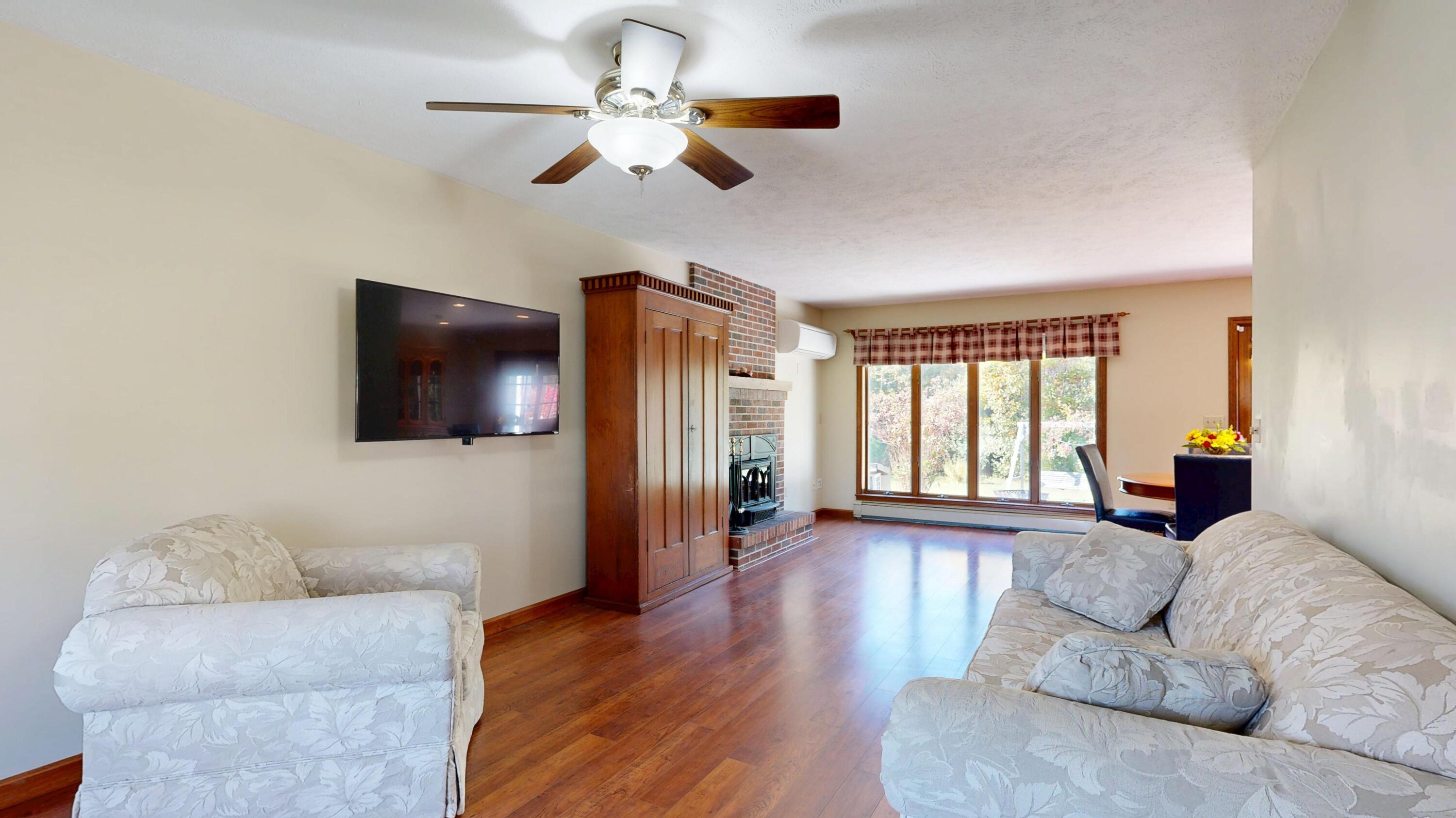 12 Hartford Street, Lewiston, ME, 04240