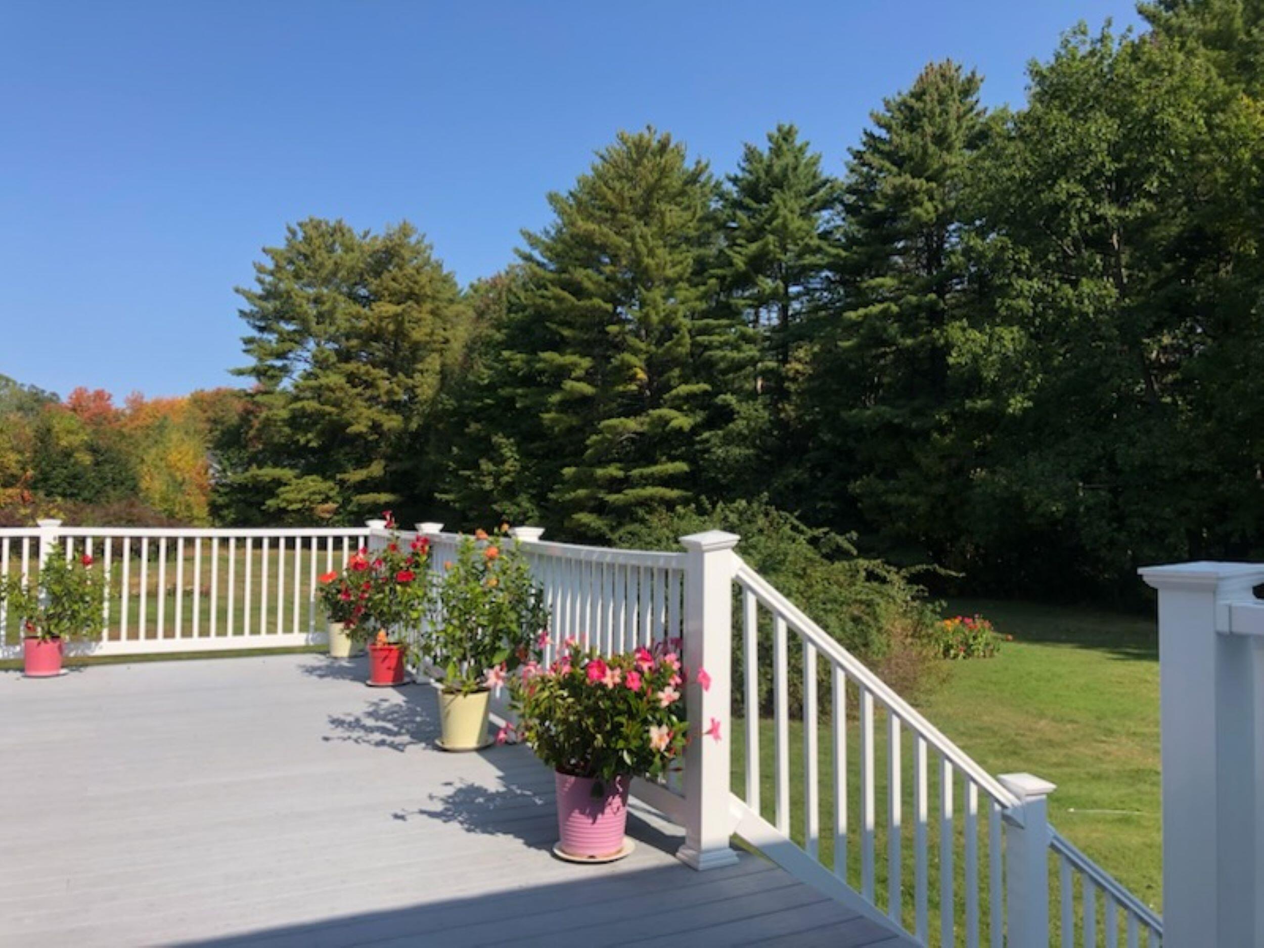 19 Birchvale Drive, Portland, ME 04102 Deck1 smr