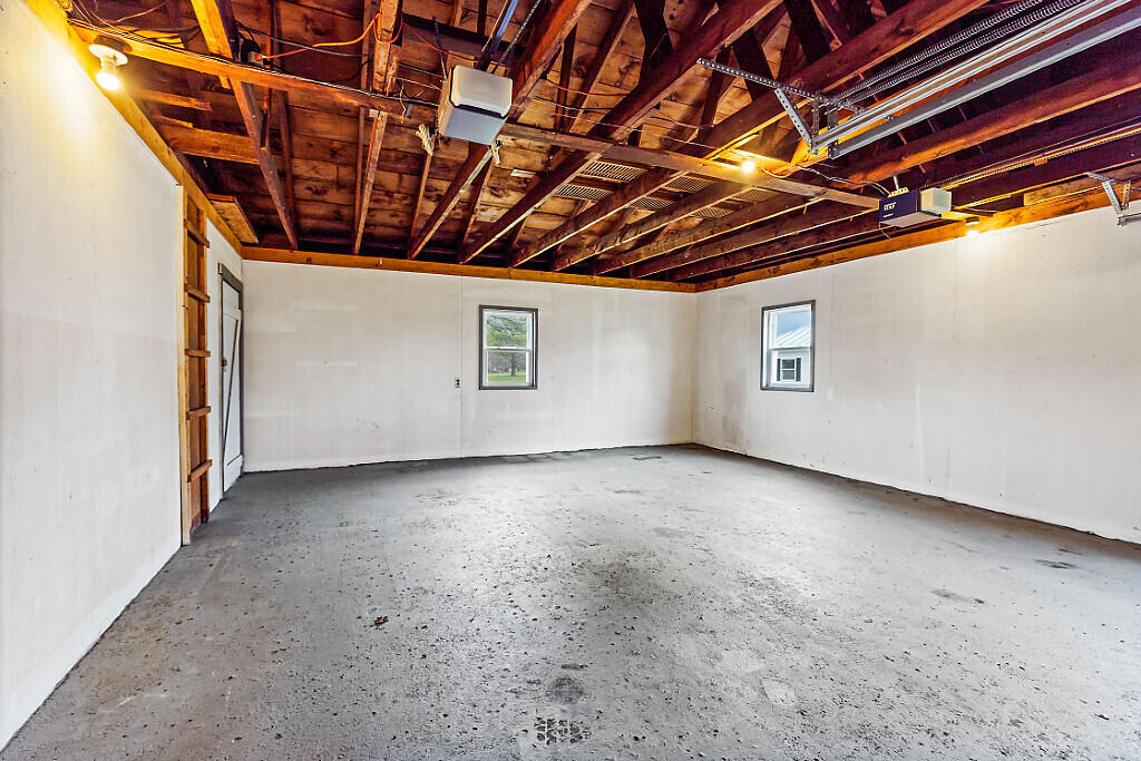 176 Fairfield Street, Oakland, ME, 04963