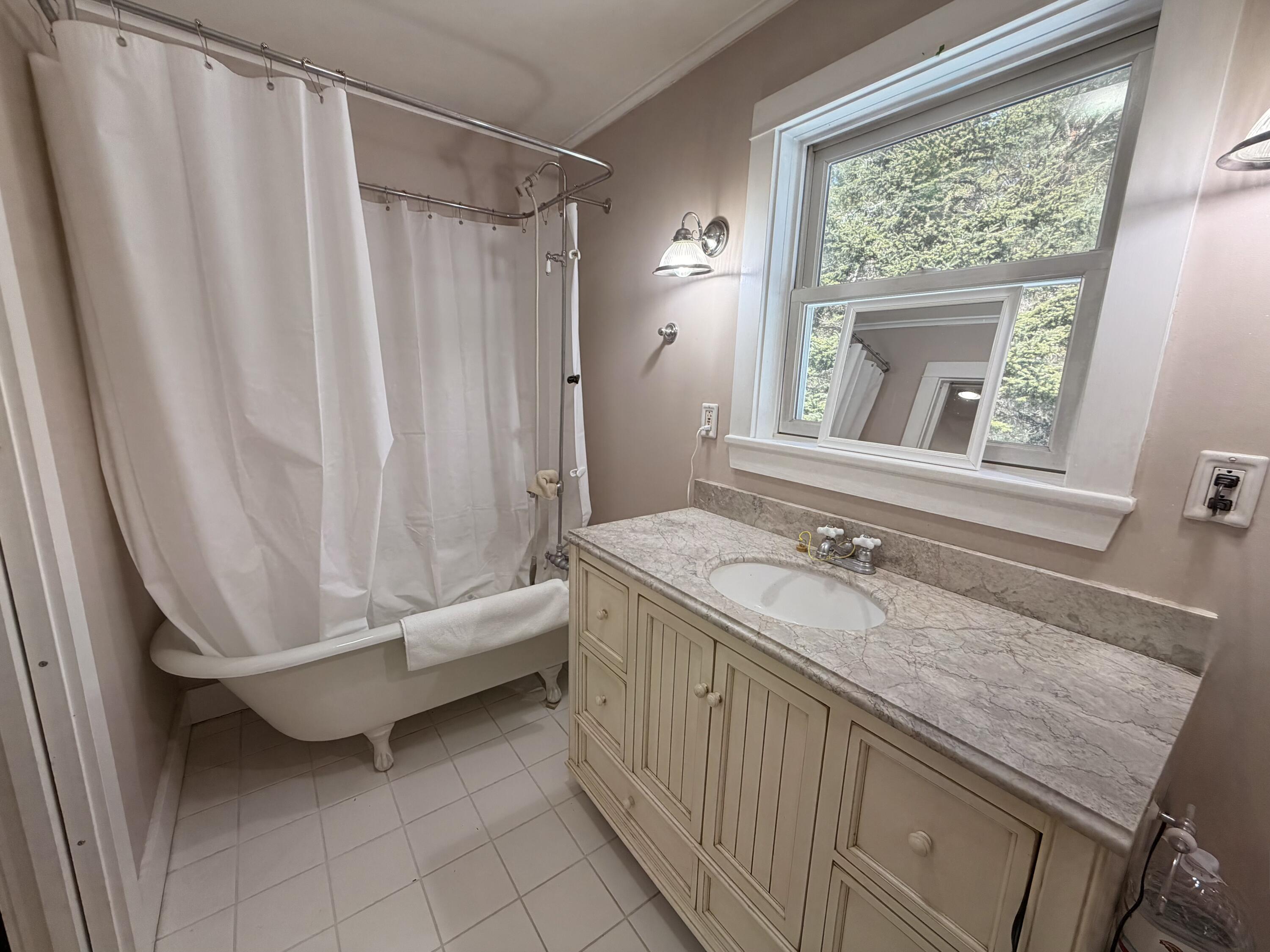 347 Ellsworth Road, Blue Hill, ME, 04614