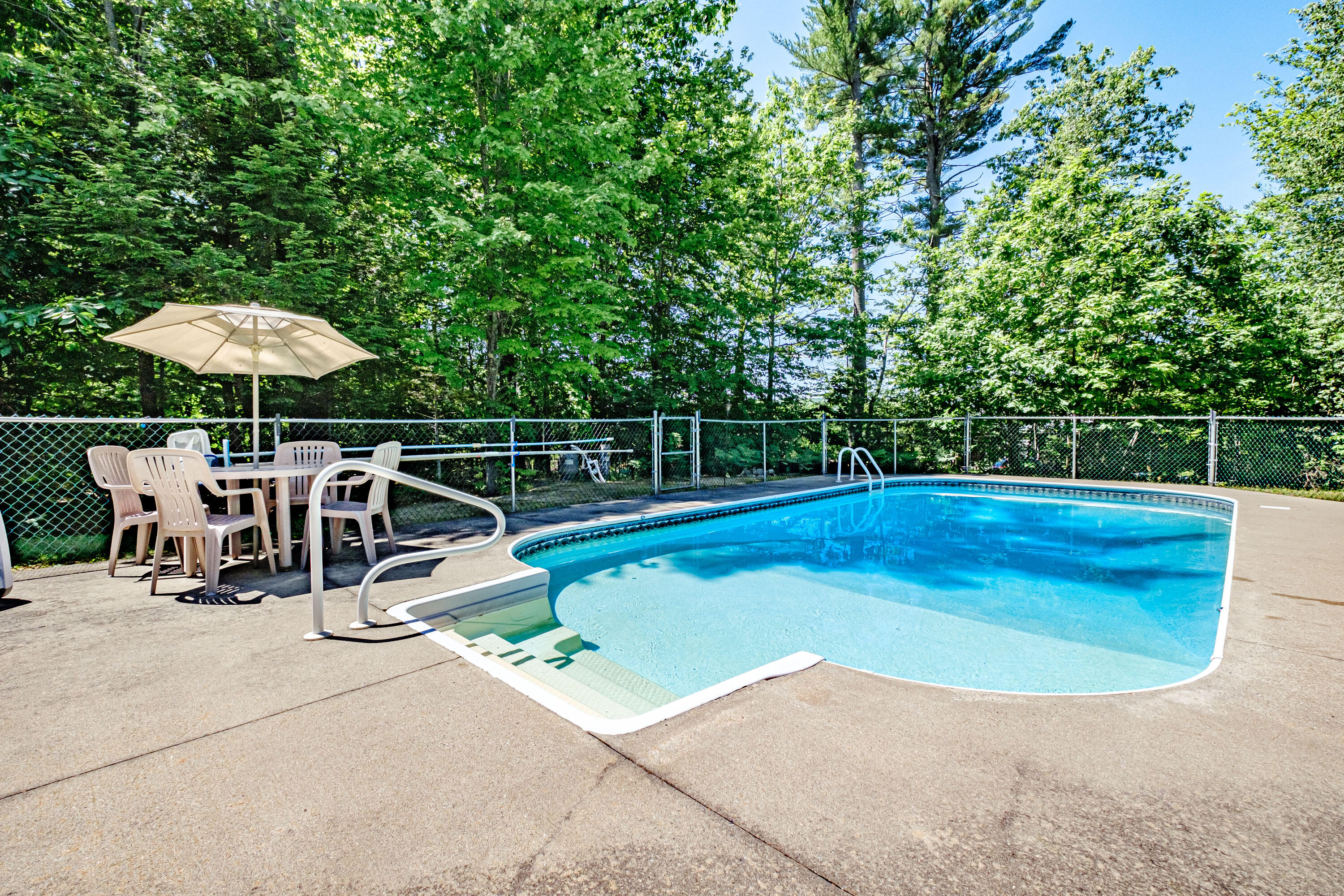 30 Kevin Heights, Paris, ME, 04281-1304