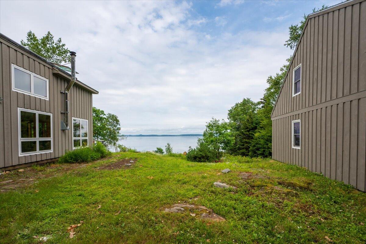 391 Main Road, Islesboro, ME, 04848