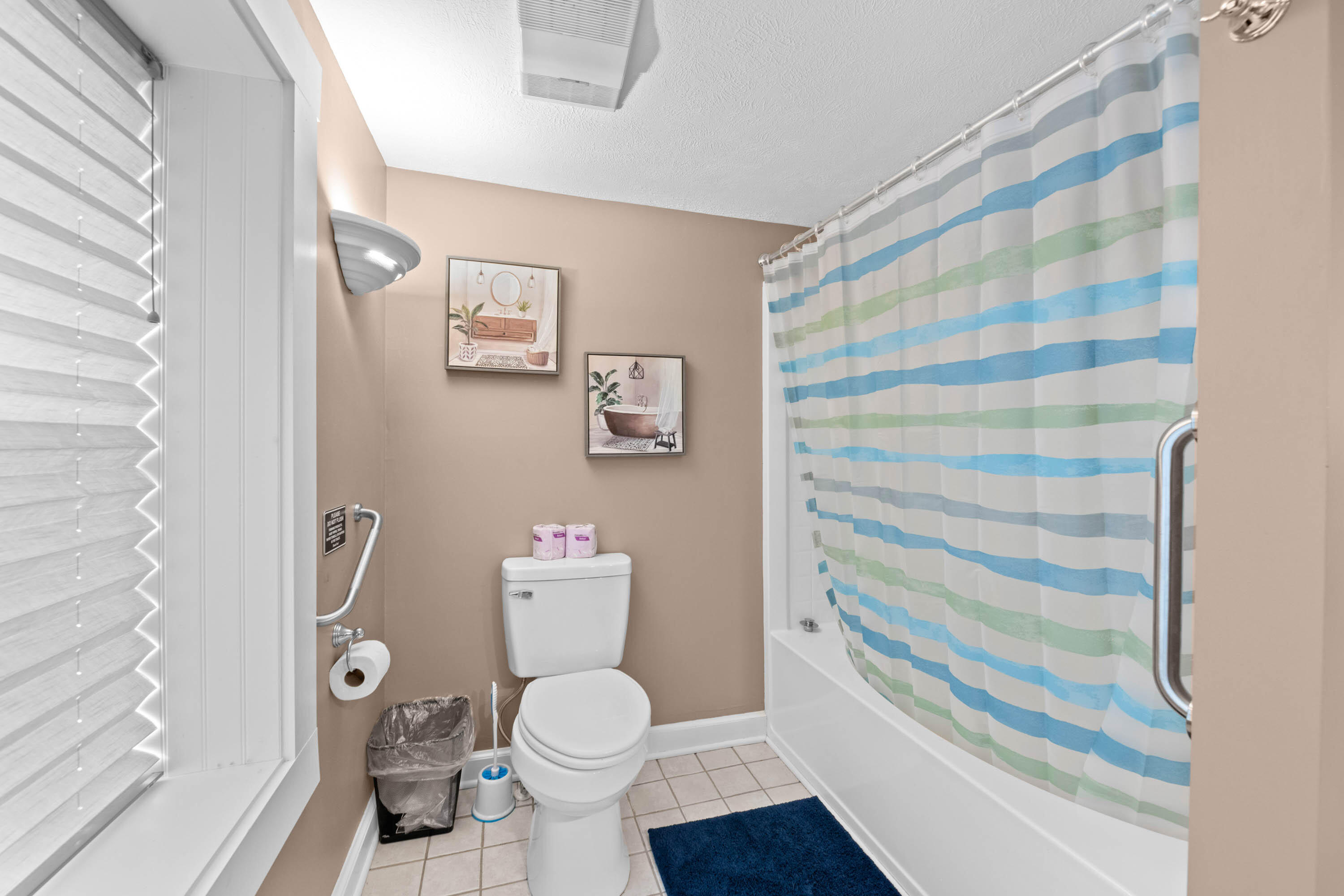 998 Lewiston Road, West Gardiner, ME, 04345